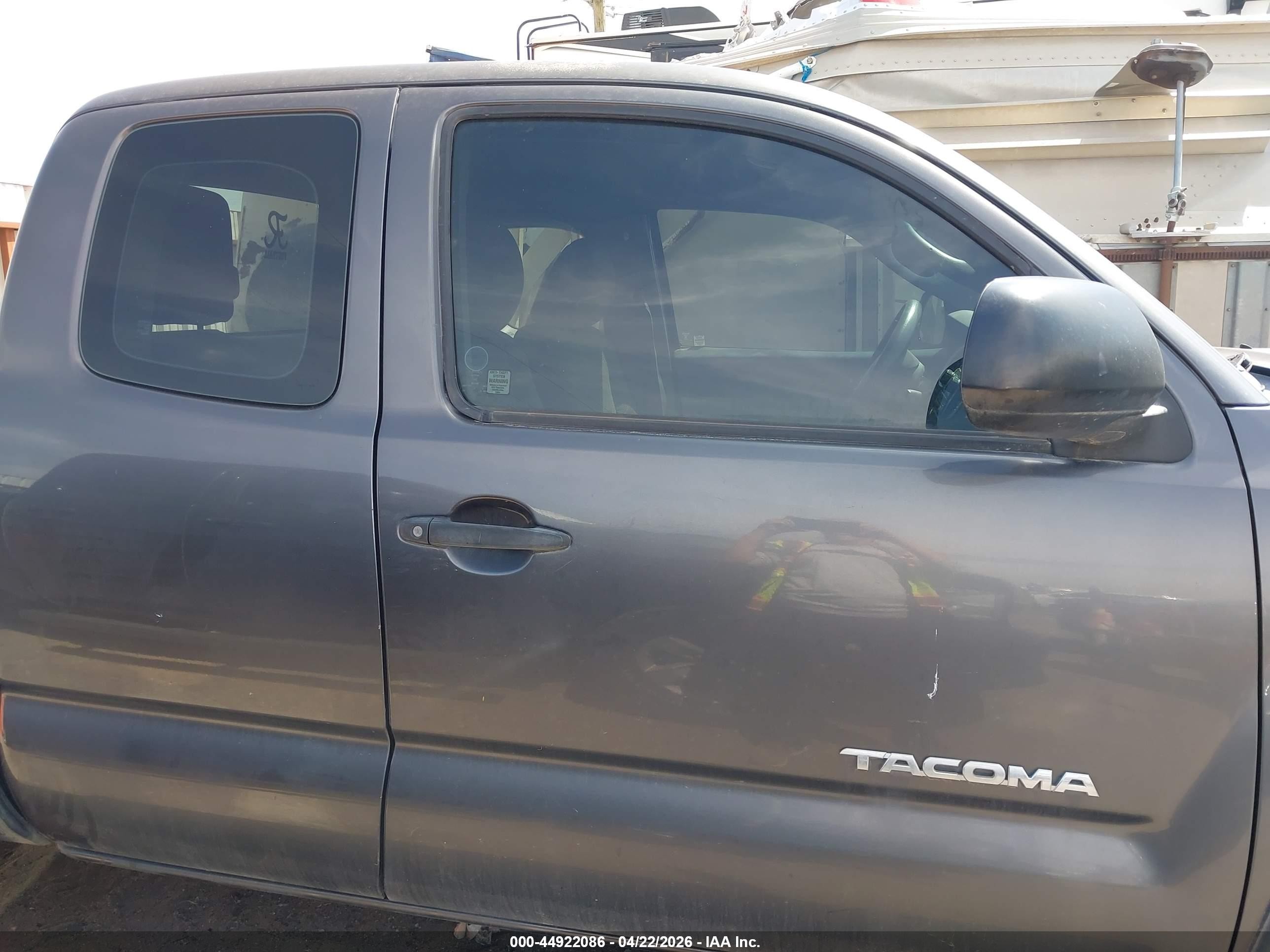 2012 Toyota Tacoma Prerunner Серый vin: 5TFTX4GN6CX007614