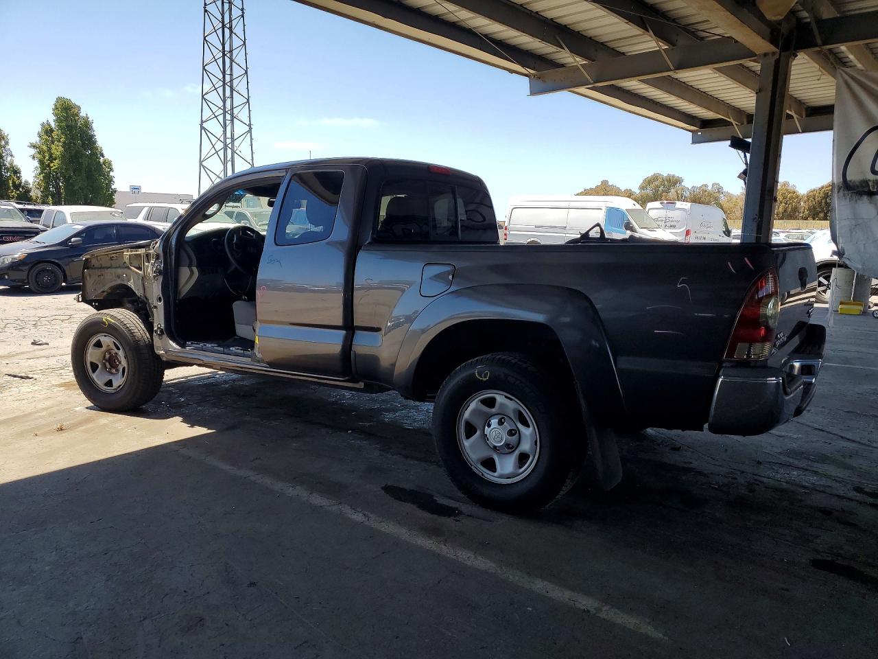 2013 Toyota Tacoma Prerunner Access Cab Gray vin: 5TFTX4GN6DX021112