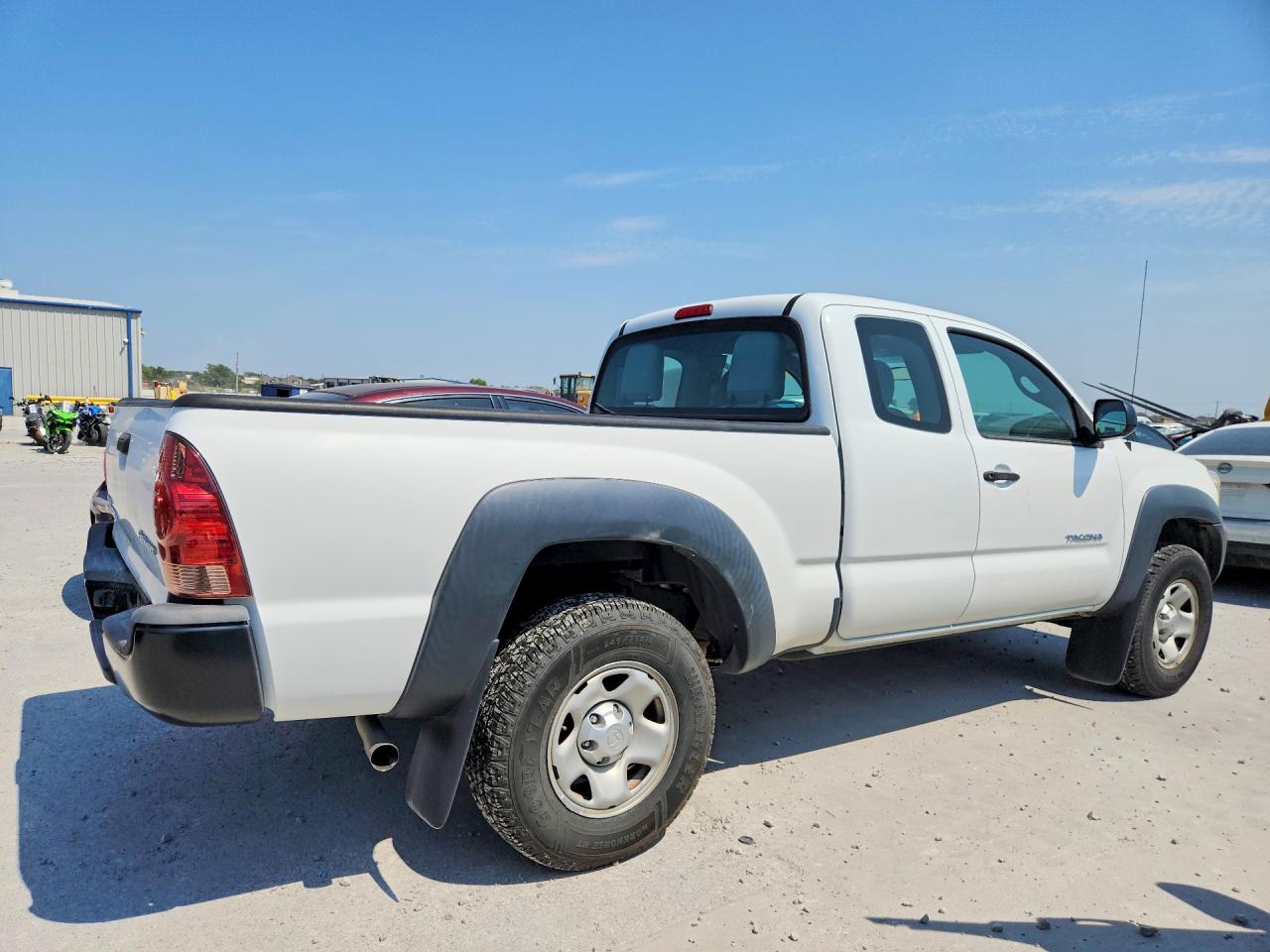 2014 Toyota Tacoma Prerunner Access Cab White vin: 5TFTX4GN6EX032127