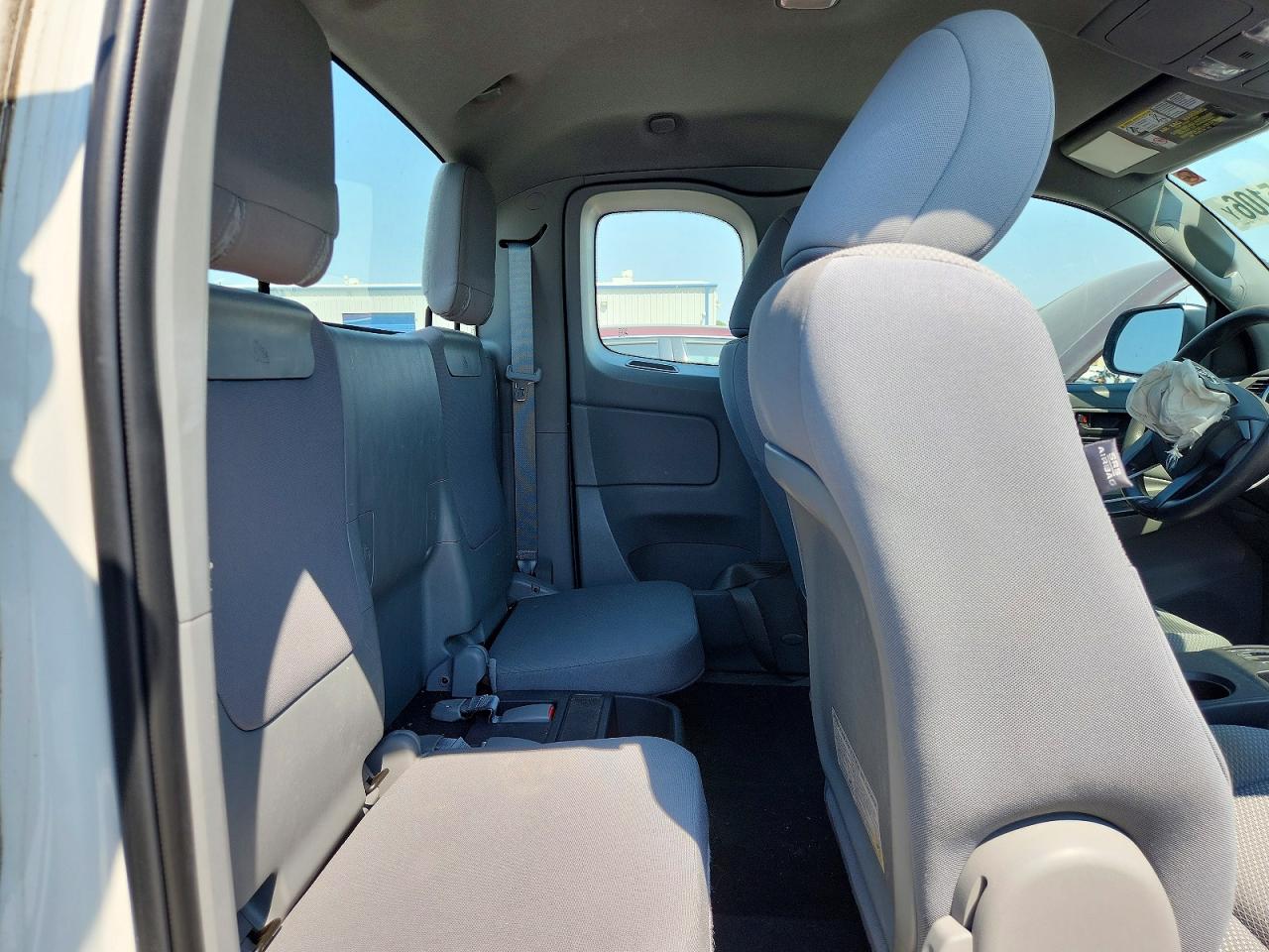 2014 Toyota Tacoma Prerunner Access Cab White vin: 5TFTX4GN6EX032127