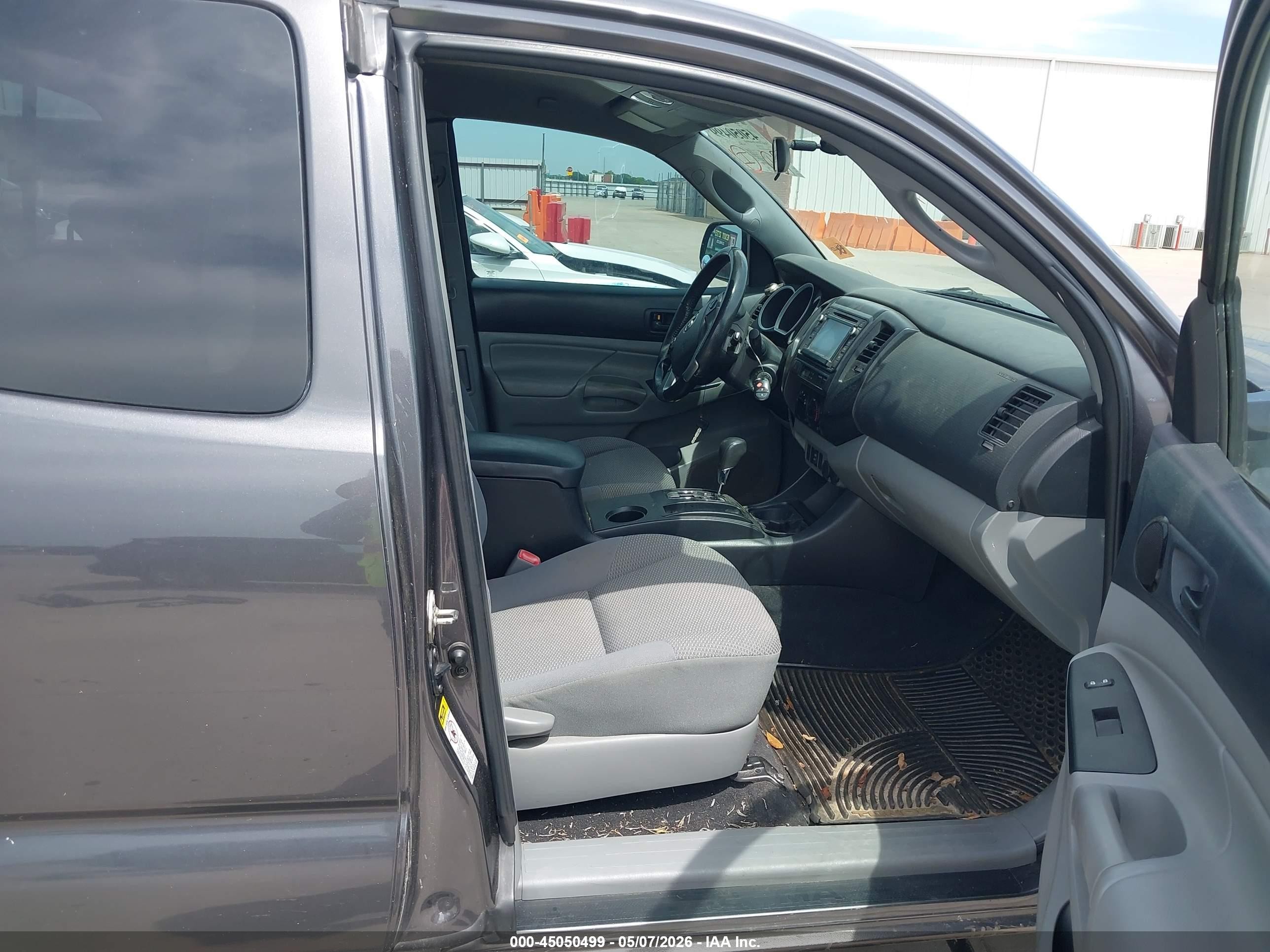 2014 Toyota Tacoma Prerunner Серый vin: 5TFTX4GN9EX029240