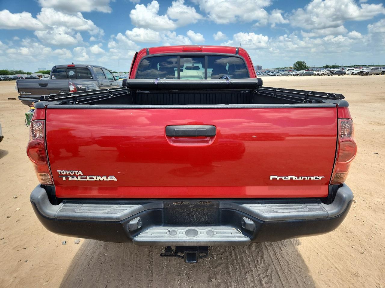 2013 Toyota Tacoma Prerunner Access Cab Red vin: 5TFTX4GNXDX020254