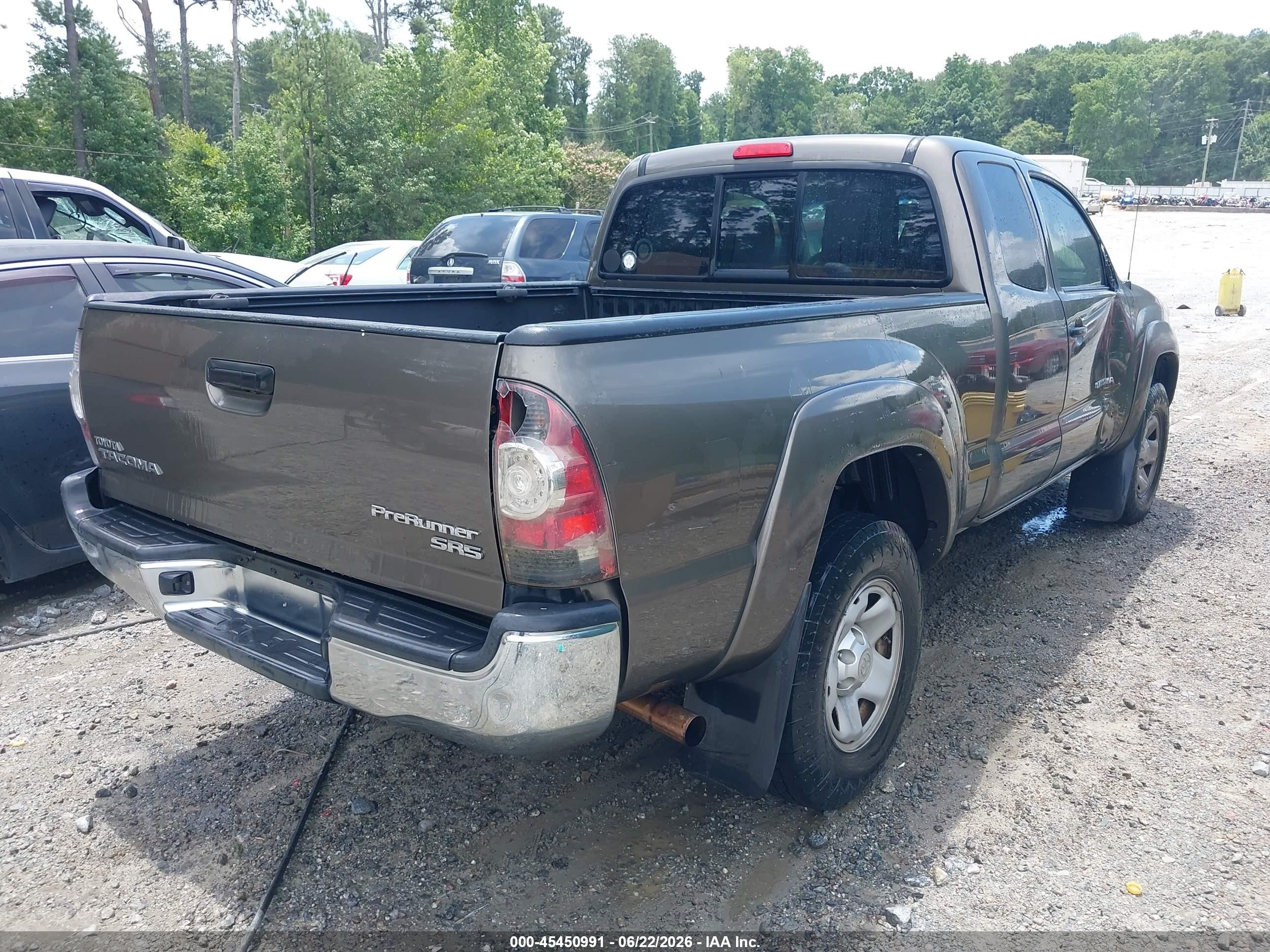 2013 Toyota Tacoma Prerunner Gray vin: 5TFTX4GNXDX020772