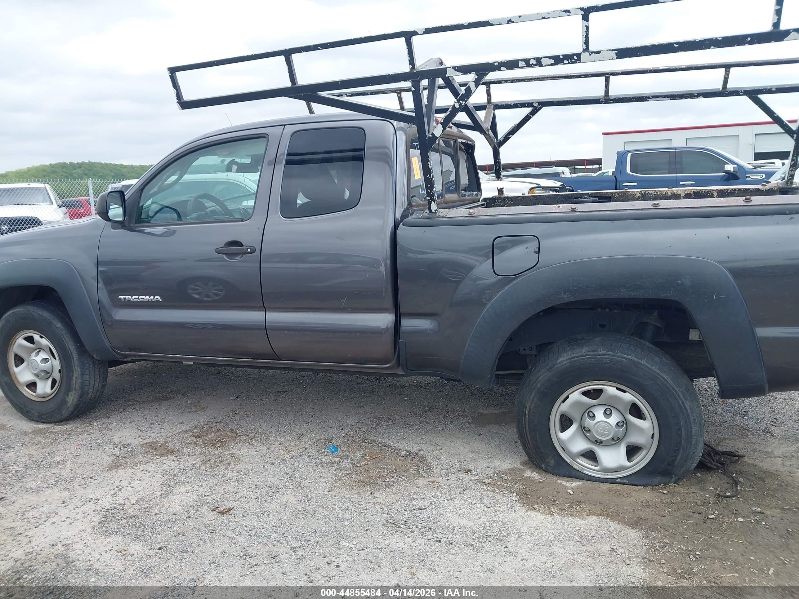 2015 Toyota Tacoma Prerunner Серый vin: 5TFTX4GNXFX045710