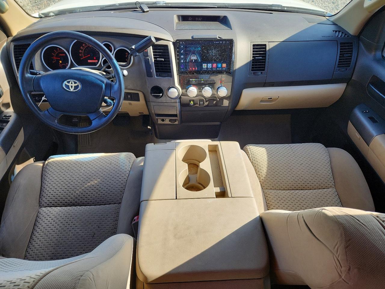 2010 Toyota Tundra Double Cab Sr5 White vin: 5TFTY5F15AX006582