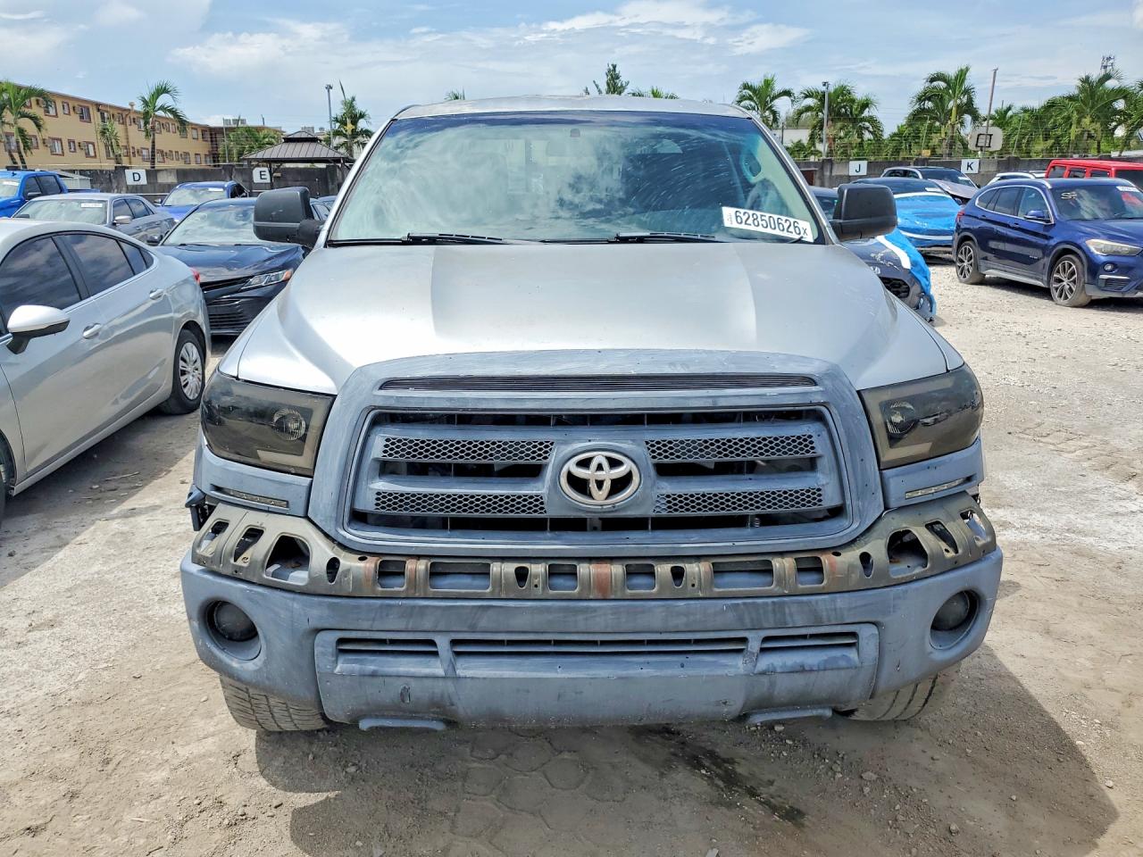 2010 Toyota Tundra Double Cab Sr5 Silver vin: 5TFTY5F16AX006977