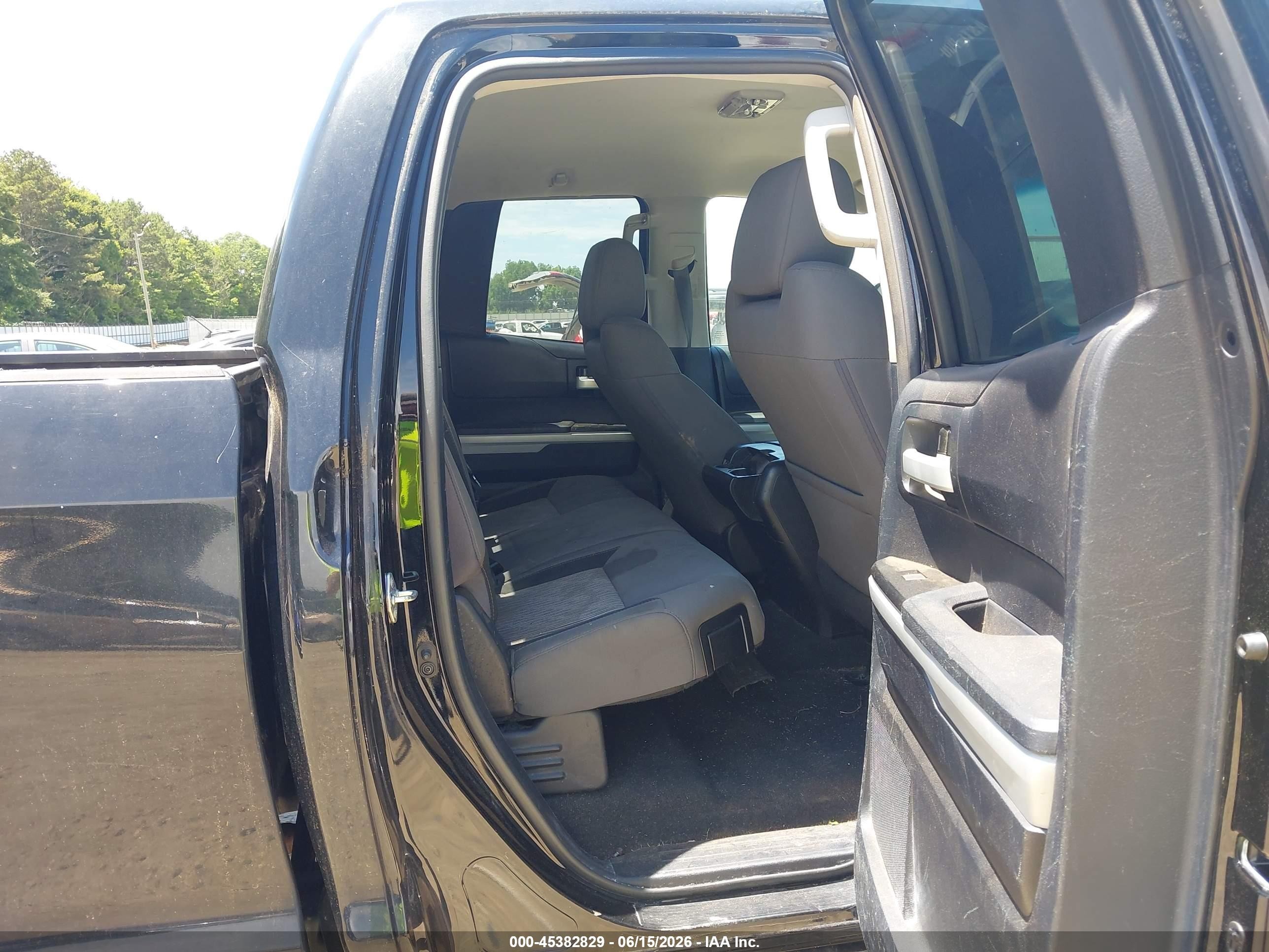 2014 Toyota Tundra Sr5 5.7l V8 Black vin: 5TFTY5F17EX008436