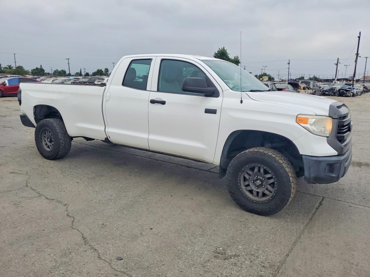 2015 Toyota Tundra Sr White vin: 5TFTY5F17FX008941