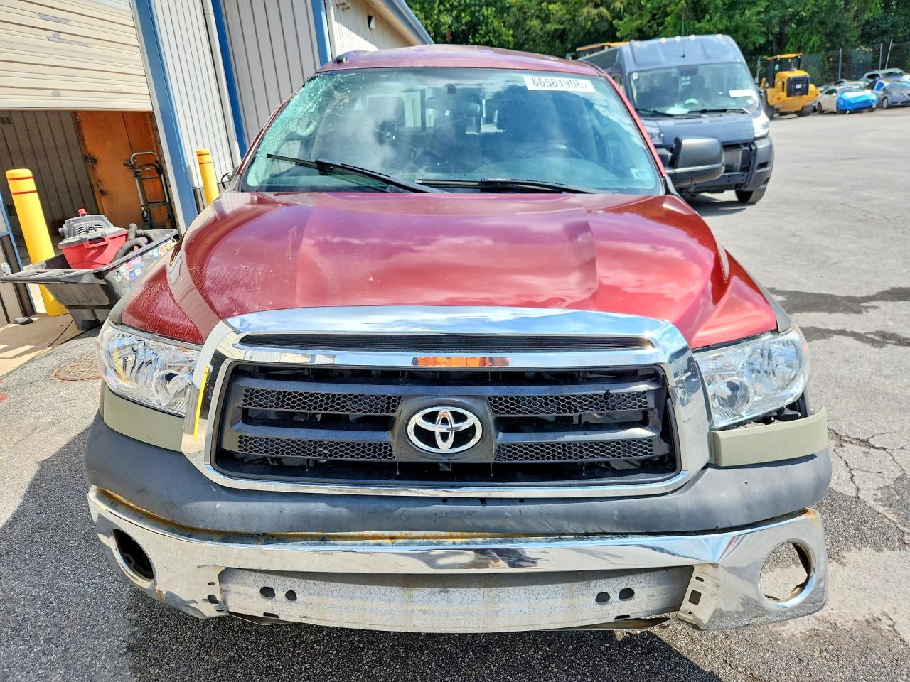 2010 Toyota Tundra Double Cab Sr5 Maroon vin: 5TFUM5F10AX011978