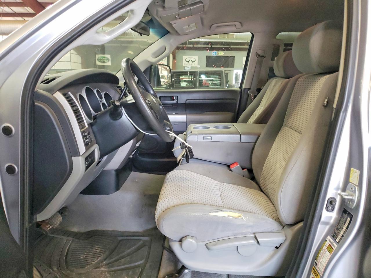 2010 Toyota Tundra Double Cab Sr5 Silver vin: 5TFUM5F10AX012886