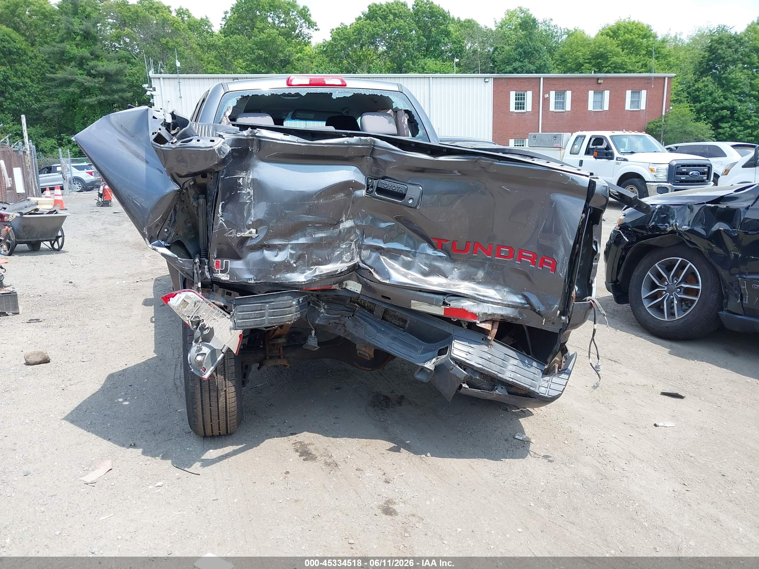 2014 Toyota Tundra Sr 4.6l V8 Gray vin: 5TFUM5F10EX051225