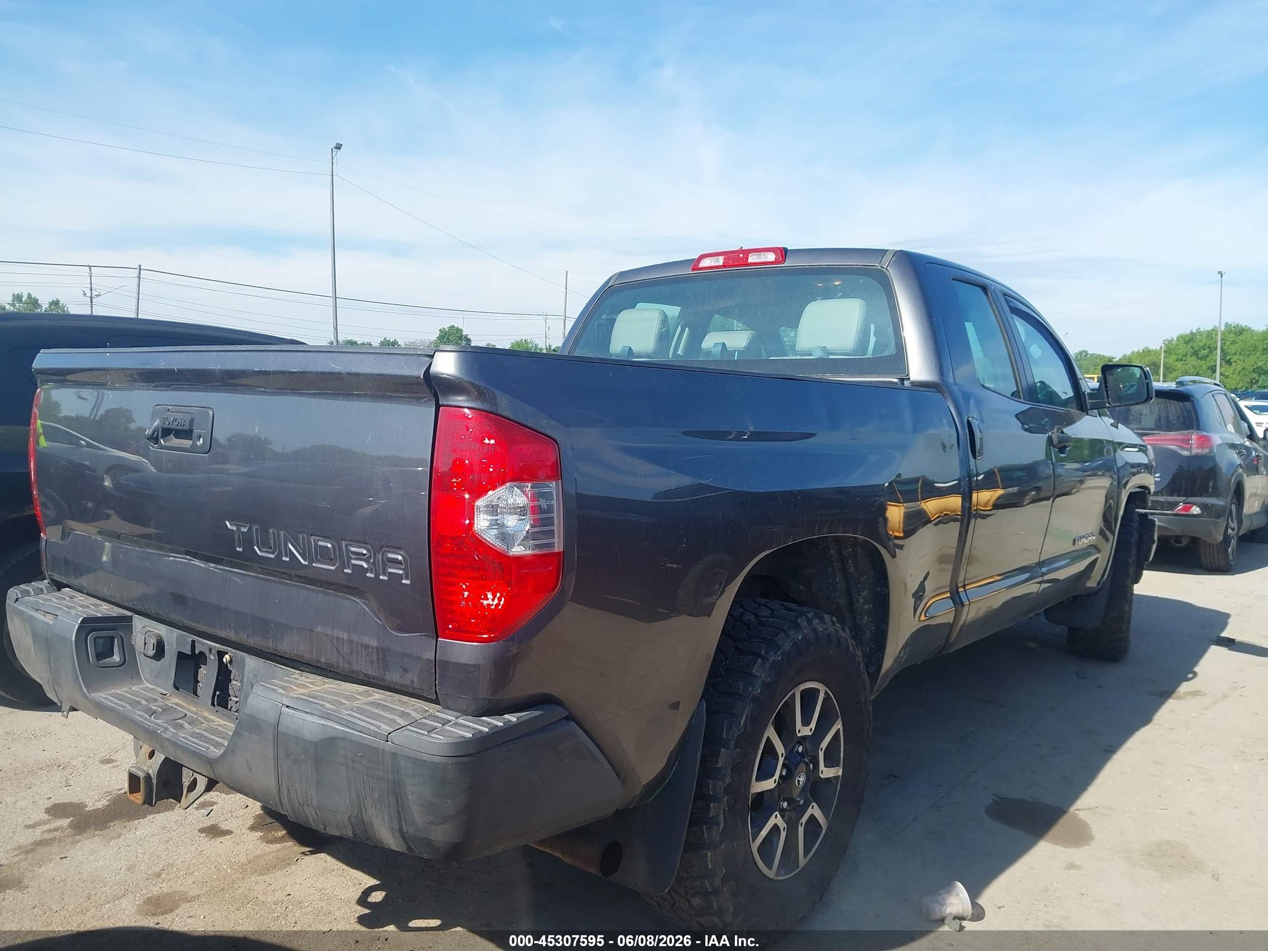 2014 Toyota Tundra Sr 4.6l V8 Gray vin: 5TFUM5F10EX051905