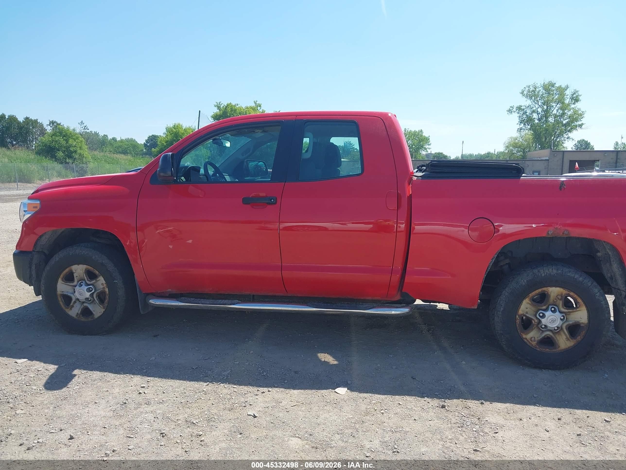 2014 Toyota Tundra Sr 4.6l V8 Red vin: 5TFUM5F10EX051936