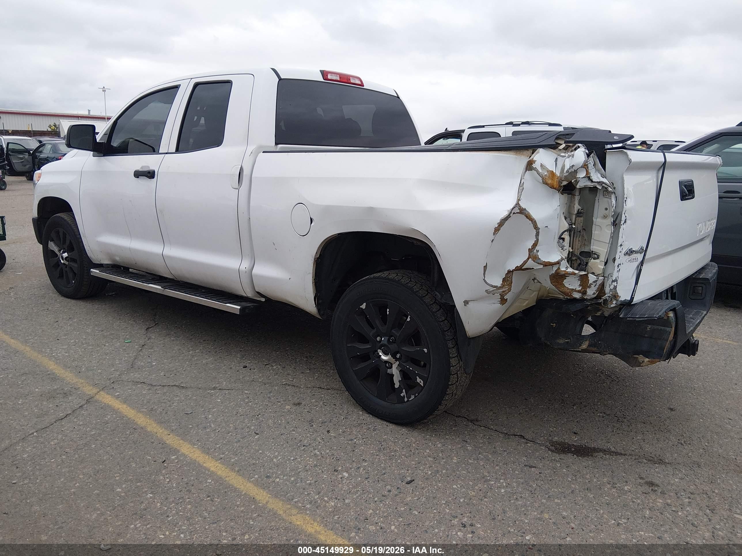 2015 Toyota Tundra Sr 4.6l V8 White vin: 5TFUM5F10FX063246