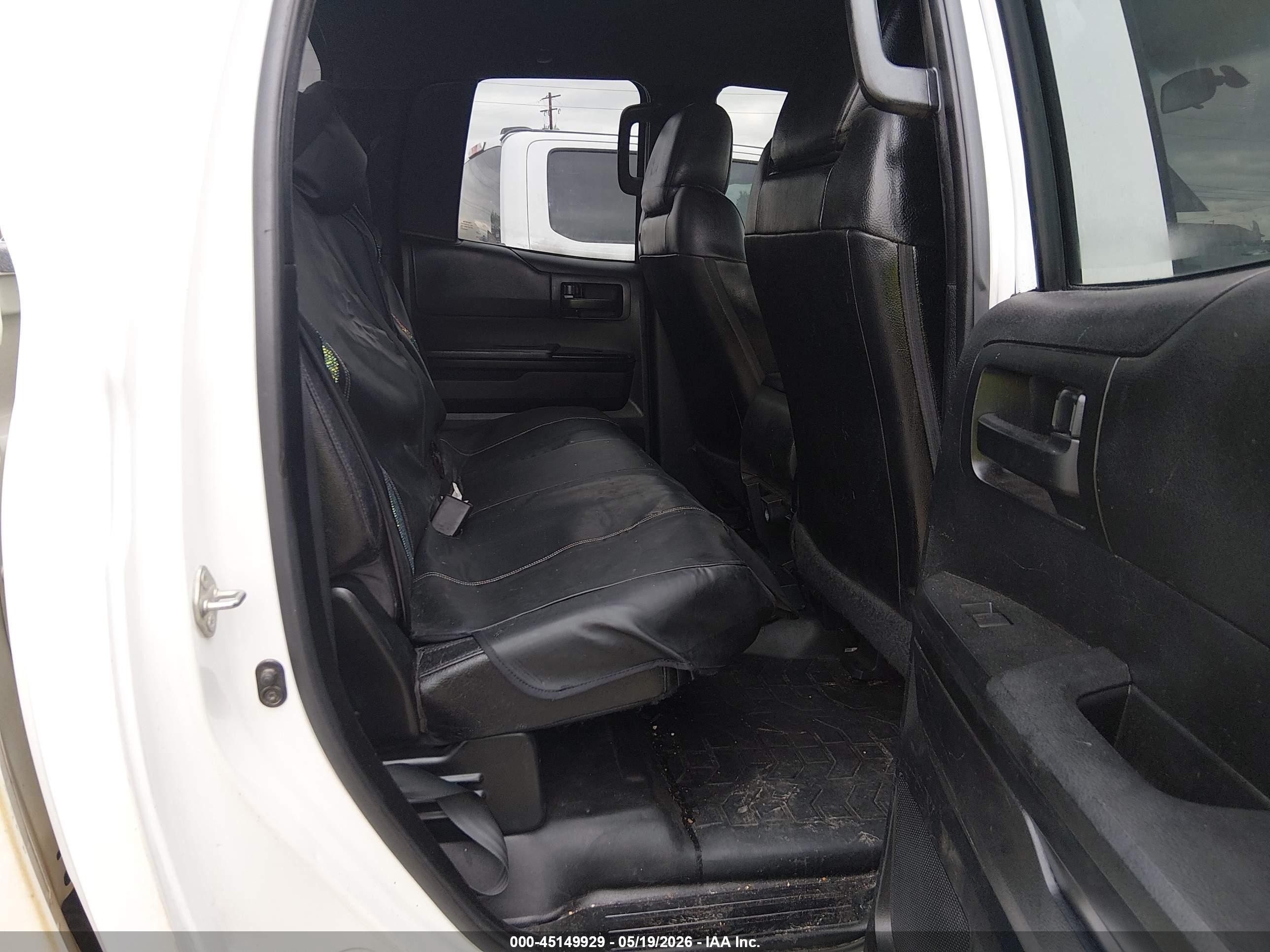 2015 Toyota Tundra Sr 4.6l V8 White vin: 5TFUM5F10FX063246
