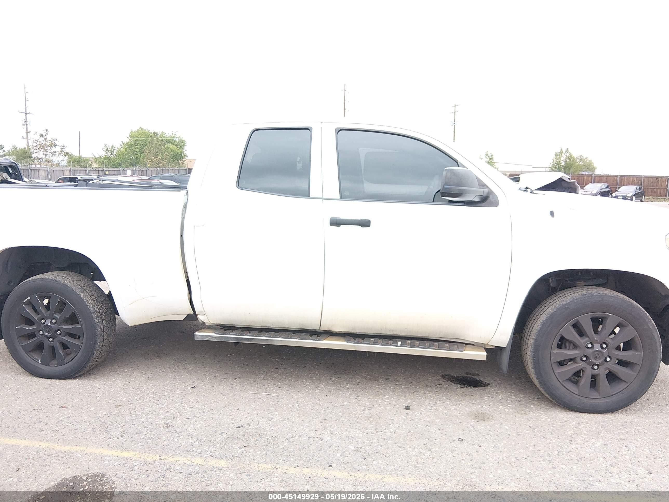 2015 Toyota Tundra Sr 4.6l V8 White vin: 5TFUM5F10FX063246