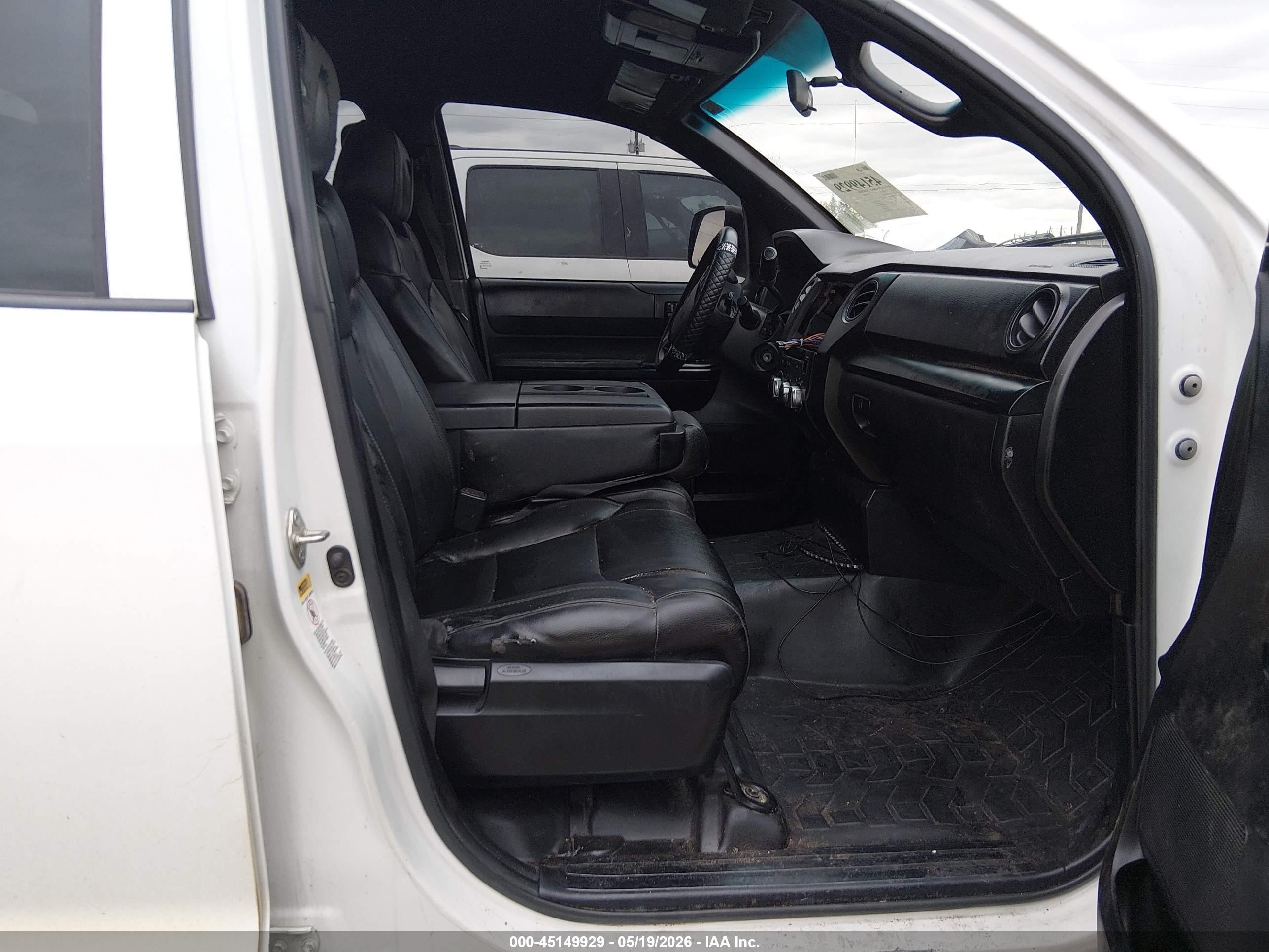 2015 Toyota Tundra Sr 4.6l V8 White vin: 5TFUM5F10FX063246