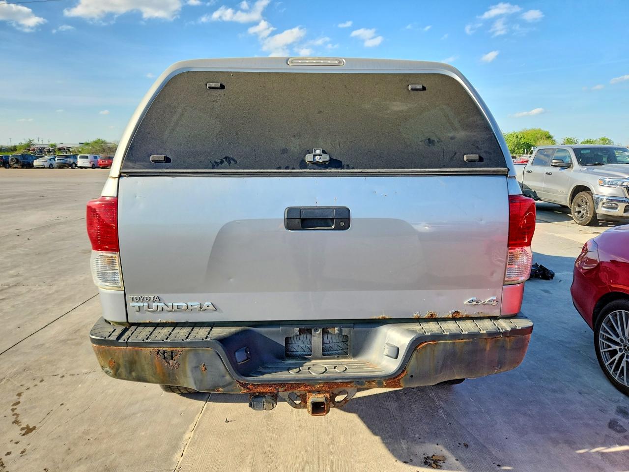 2010 Toyota Tundra Double Cab/double Cab Sr5 Серебряный vin: 5TFUM5F11AX015005
