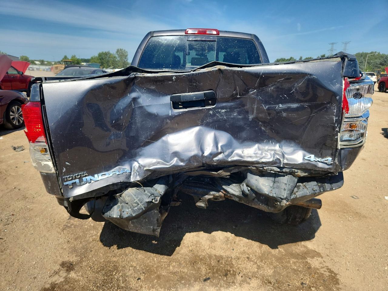 2011 Toyota Tundra Double Cab Sr5 Gray vin: 5TFUM5F11BX019895