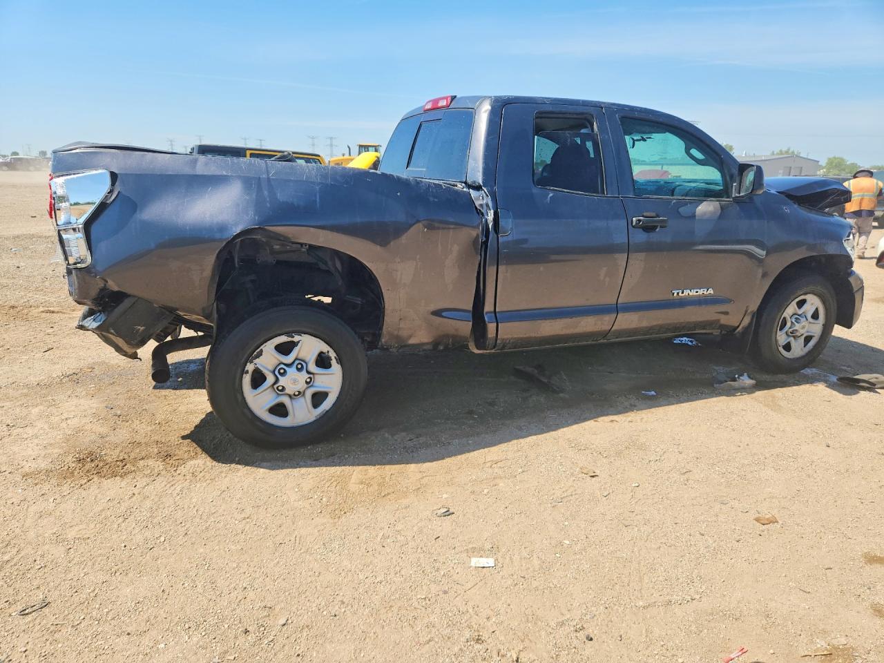 2011 Toyota Tundra Double Cab Sr5 Gray vin: 5TFUM5F11BX019895