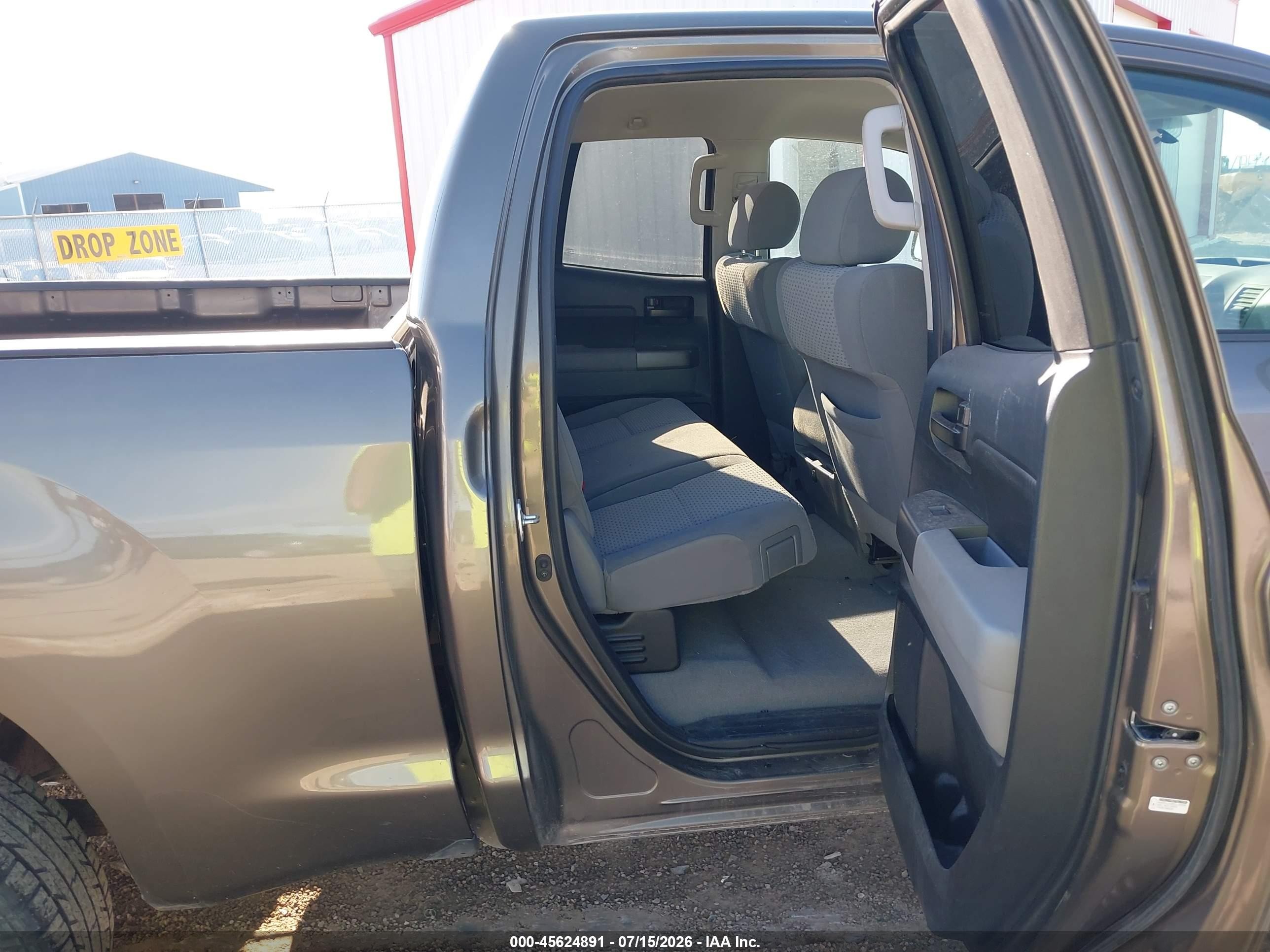 2011 Toyota Tundra Grade 4.6l V8 Brown vin: 5TFUM5F11BX024093