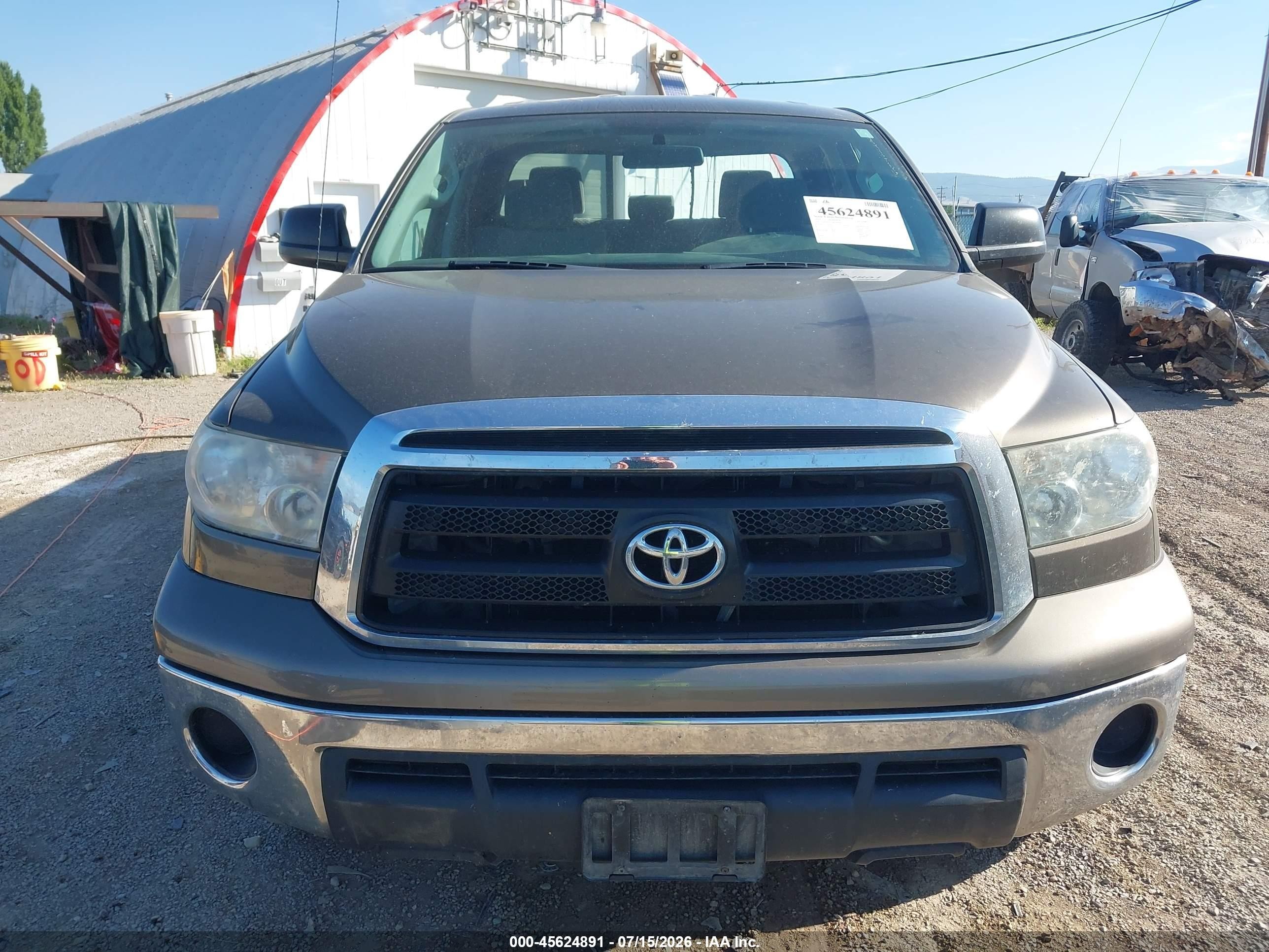 2011 Toyota Tundra Grade 4.6l V8 Brown vin: 5TFUM5F11BX024093