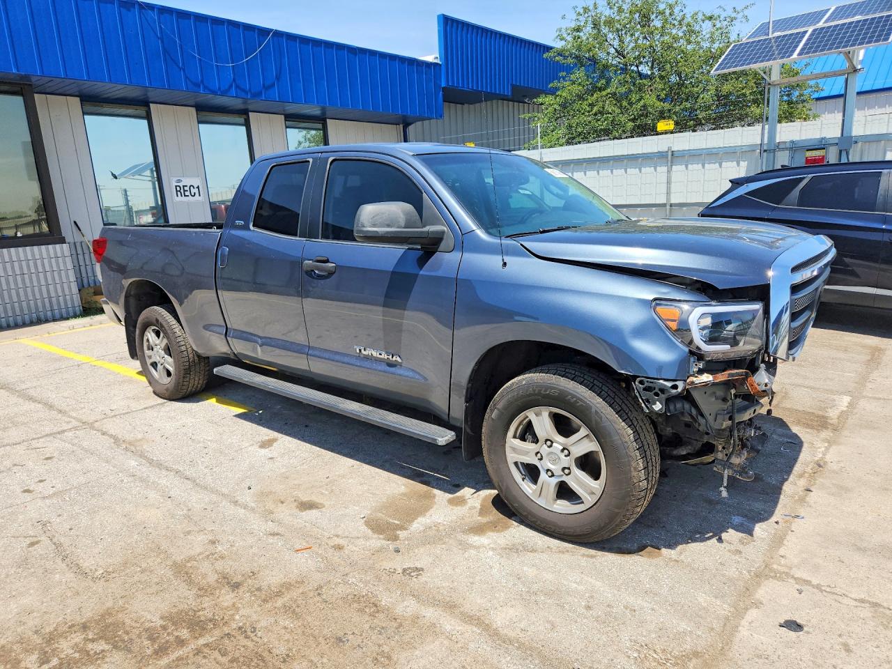 2010 Toyota Tundra Double Cab Sr5 Charcoal vin: 5TFUM5F12AX015224