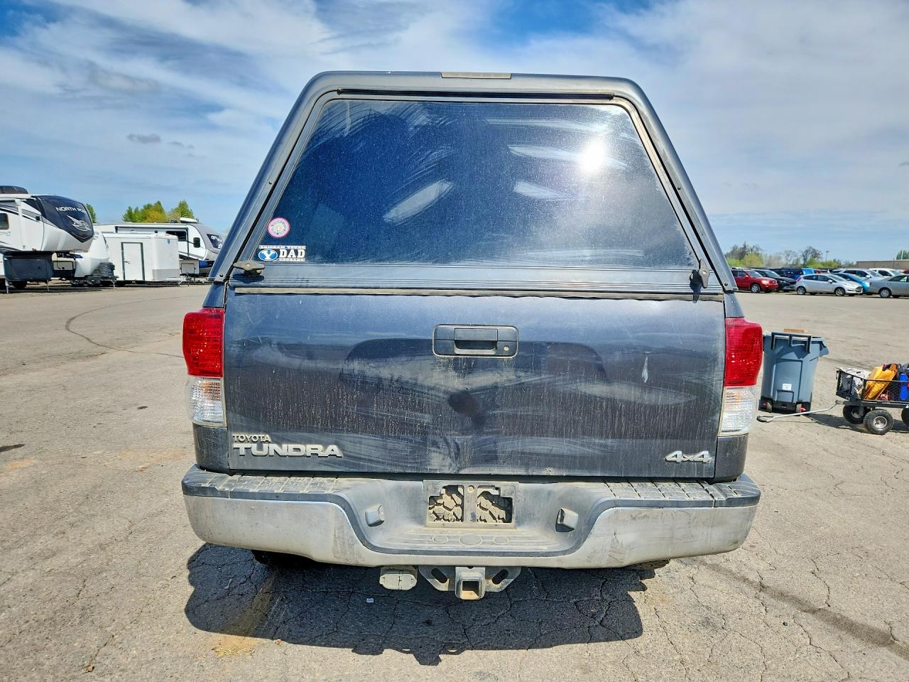2011 Toyota Tundra Double Cab Sr5 Gray vin: 5TFUM5F12BX020263