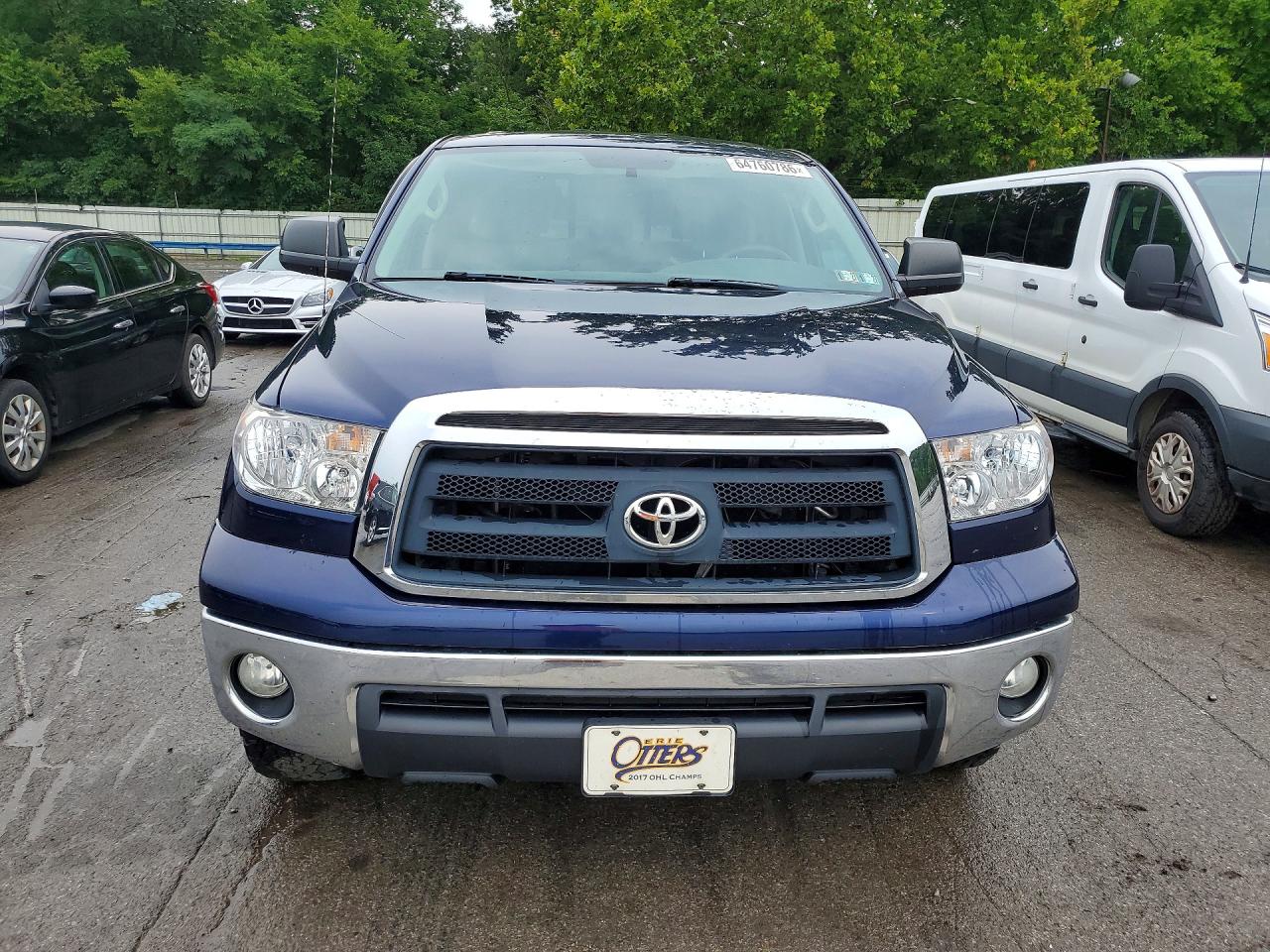 2013 Toyota Tundra Double Cab Sr5 Синий vin: 5TFUM5F12DX040645