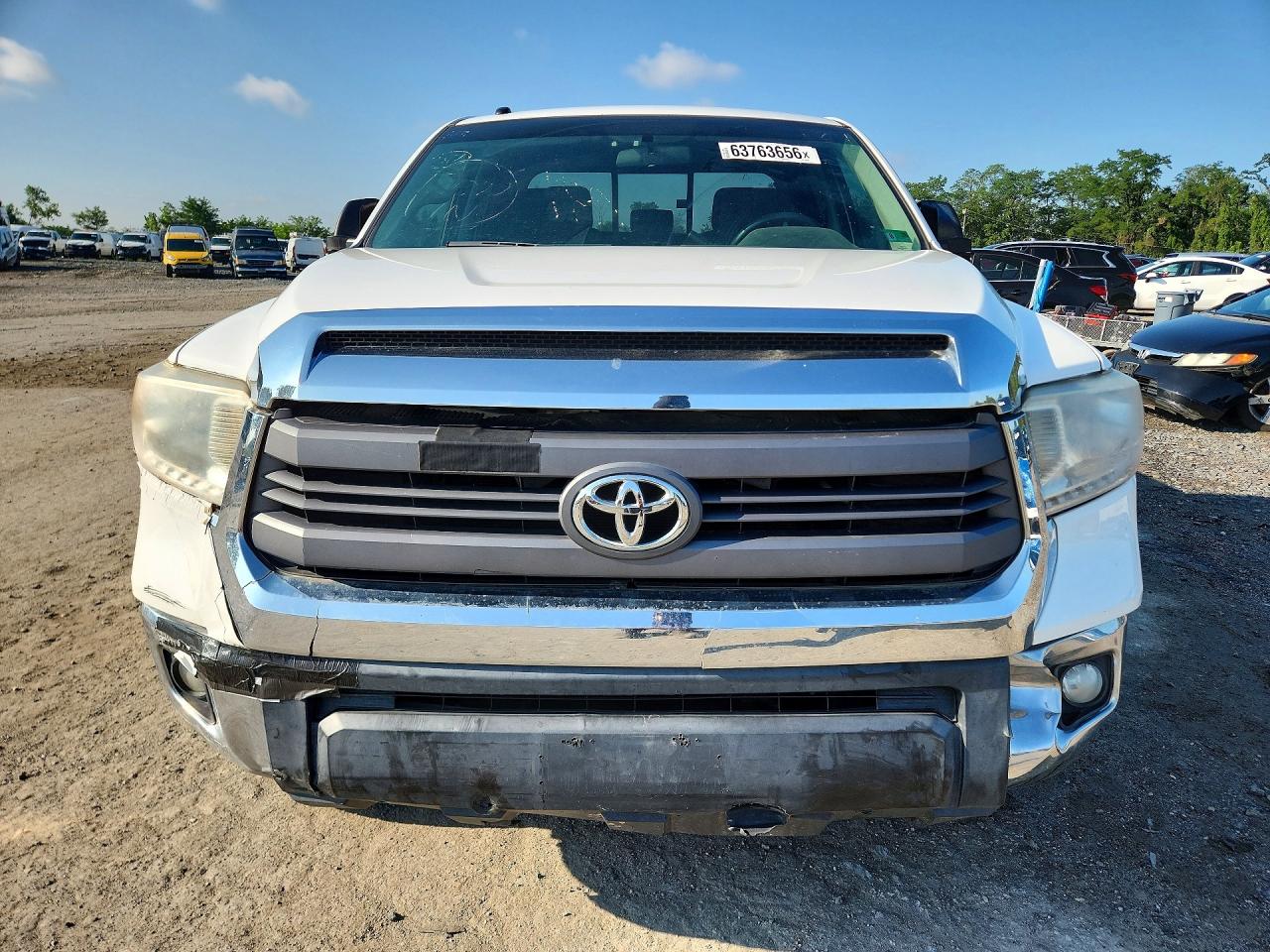 2015 Toyota Tundra Sr5 White vin: 5TFUM5F12FX060428