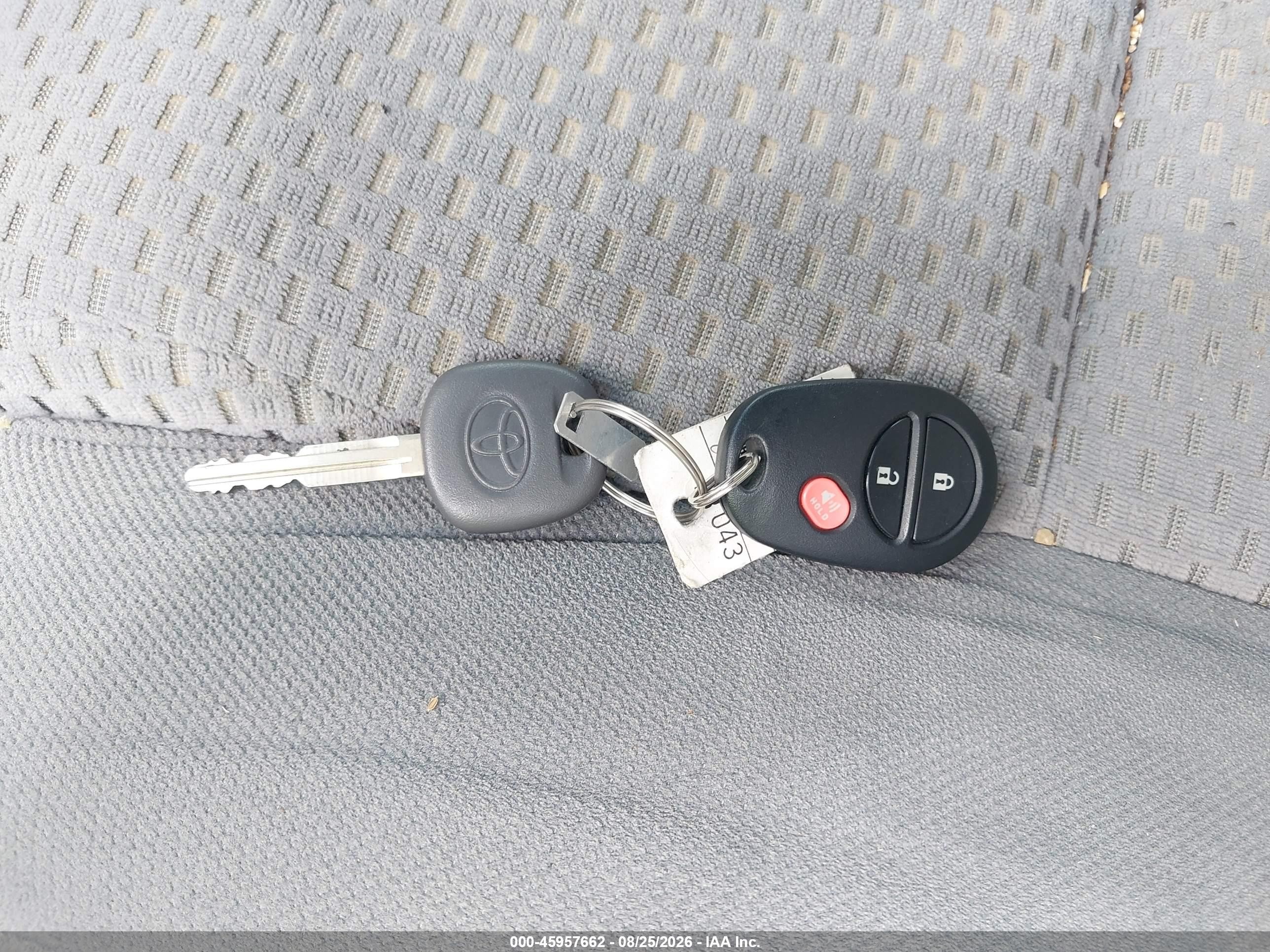 2010 Toyota Tundra Grade 4.6l V8 Синий vin: 5TFUM5F13AX003616