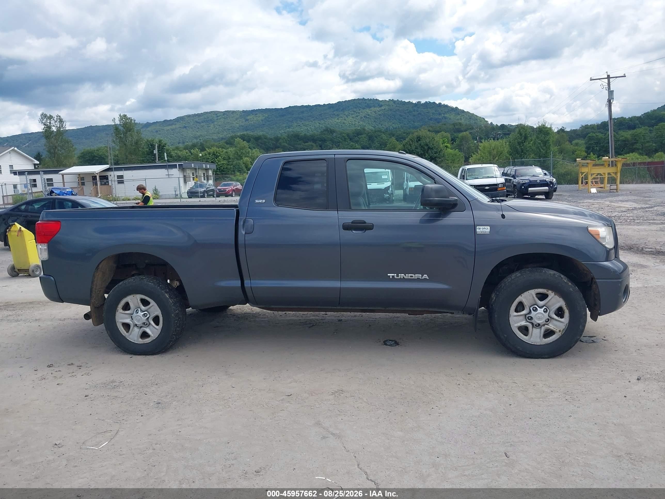 2010 Toyota Tundra Grade 4.6l V8 Синий vin: 5TFUM5F13AX003616