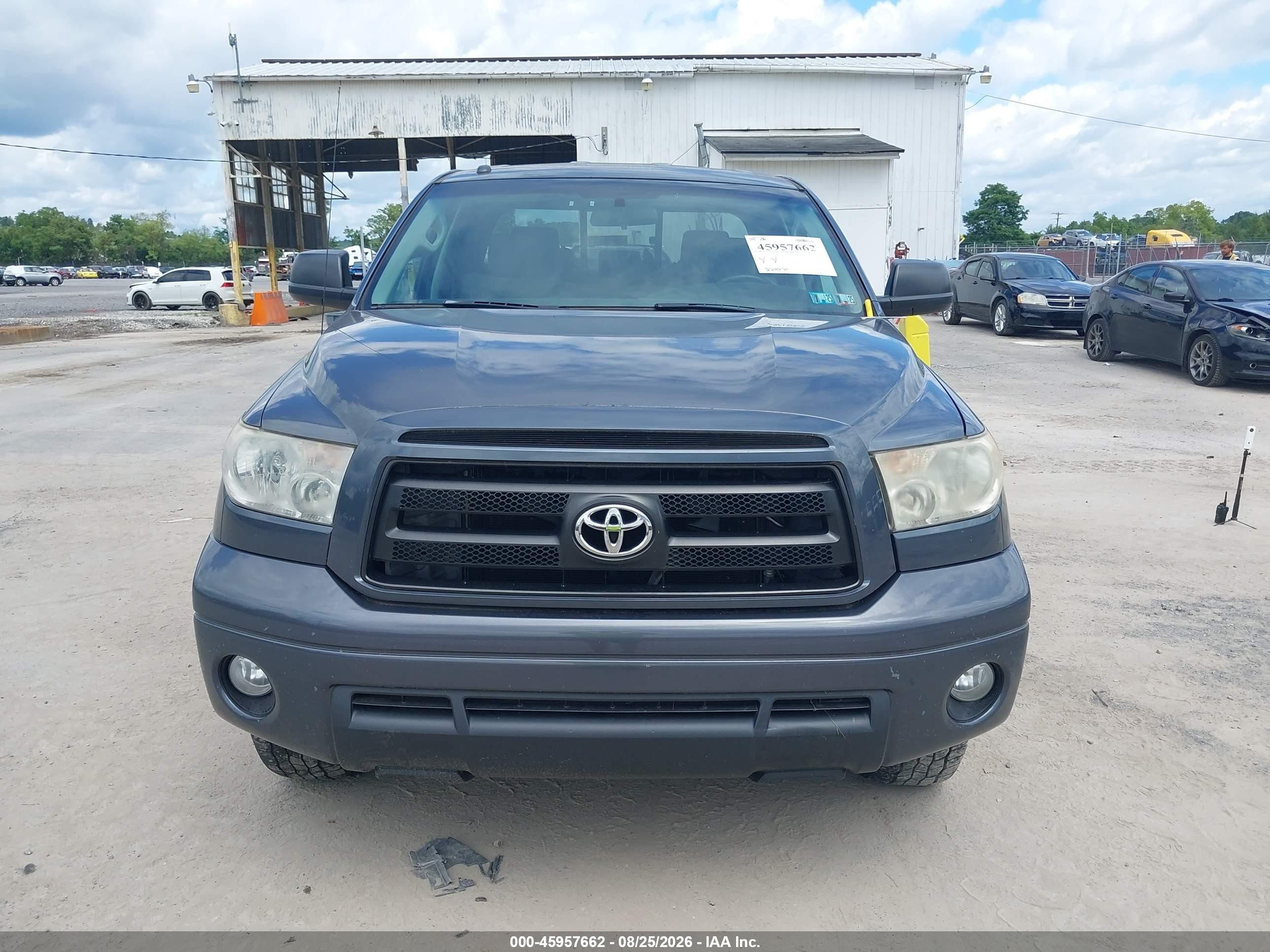 2010 Toyota Tundra Grade 4.6l V8 Синий vin: 5TFUM5F13AX003616