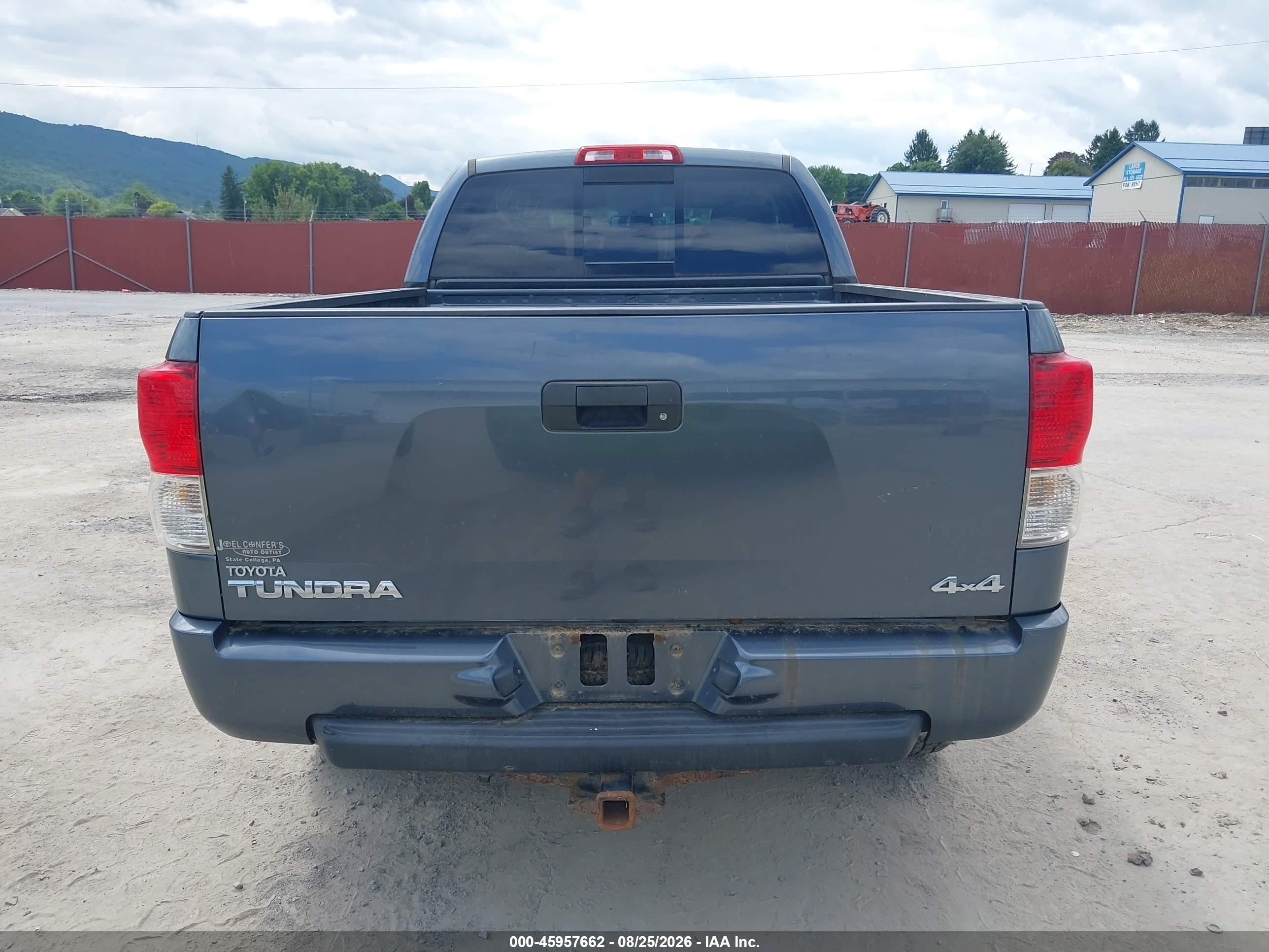 2010 Toyota Tundra Grade 4.6l V8 Синий vin: 5TFUM5F13AX003616