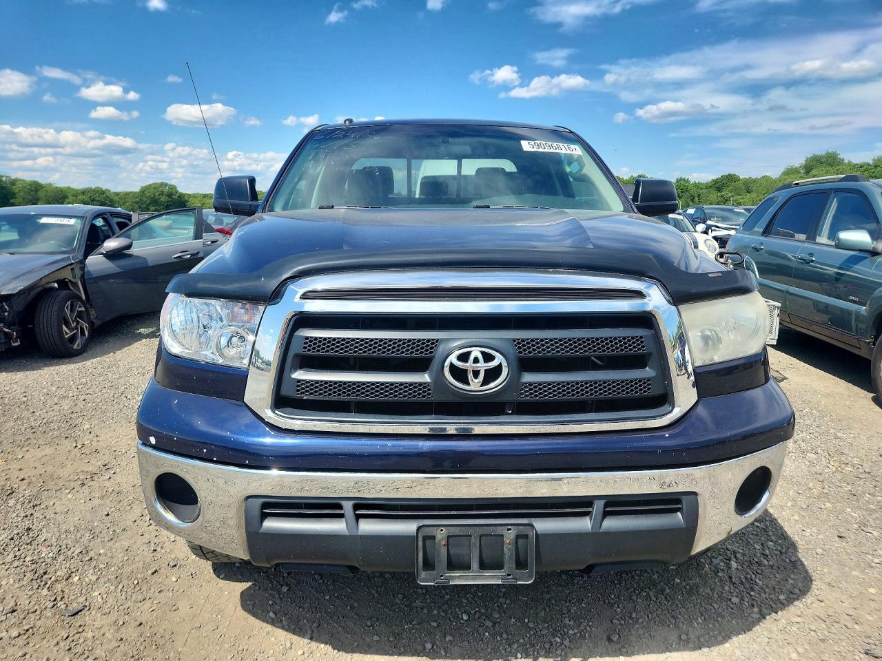 2011 Toyota Tundra Double Cab Sr5 Blue vin: 5TFUM5F13BX019980