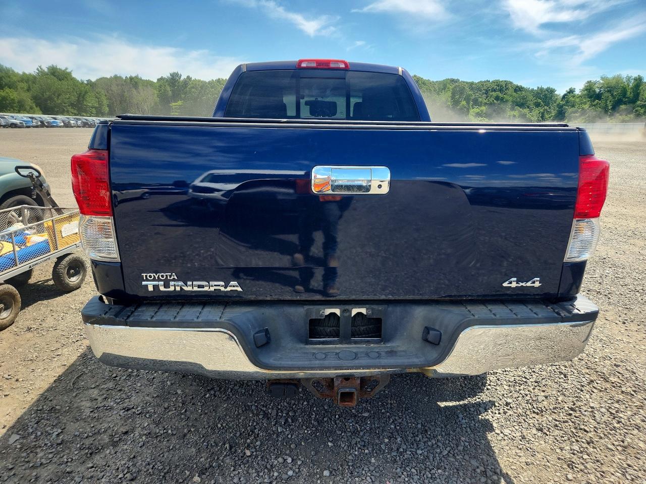 2011 Toyota Tundra Double Cab Sr5 Blue vin: 5TFUM5F13BX019980