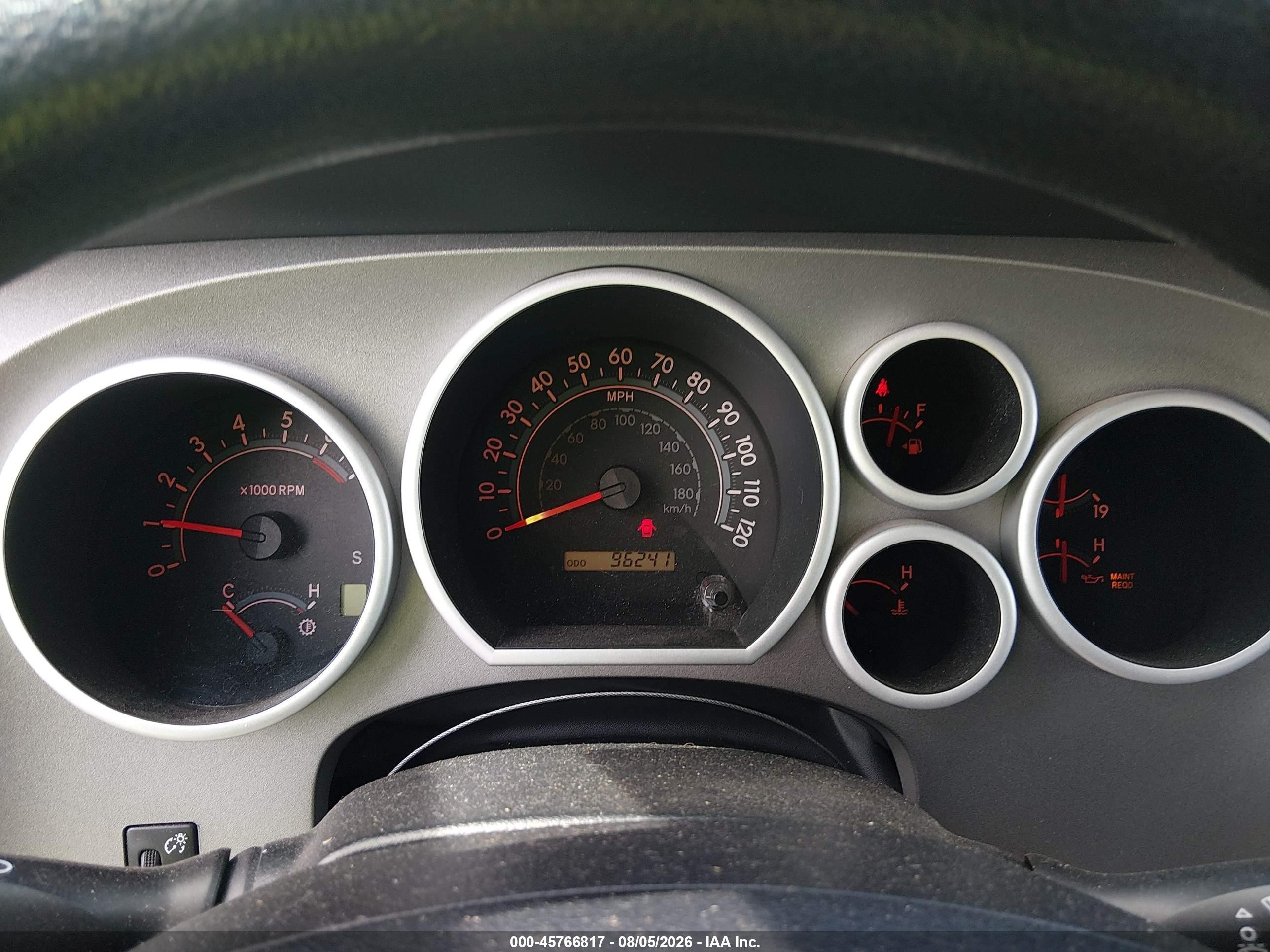 2011 Toyota Tundra Grade 4.6l V8 Silver vin: 5TFUM5F13BX020398