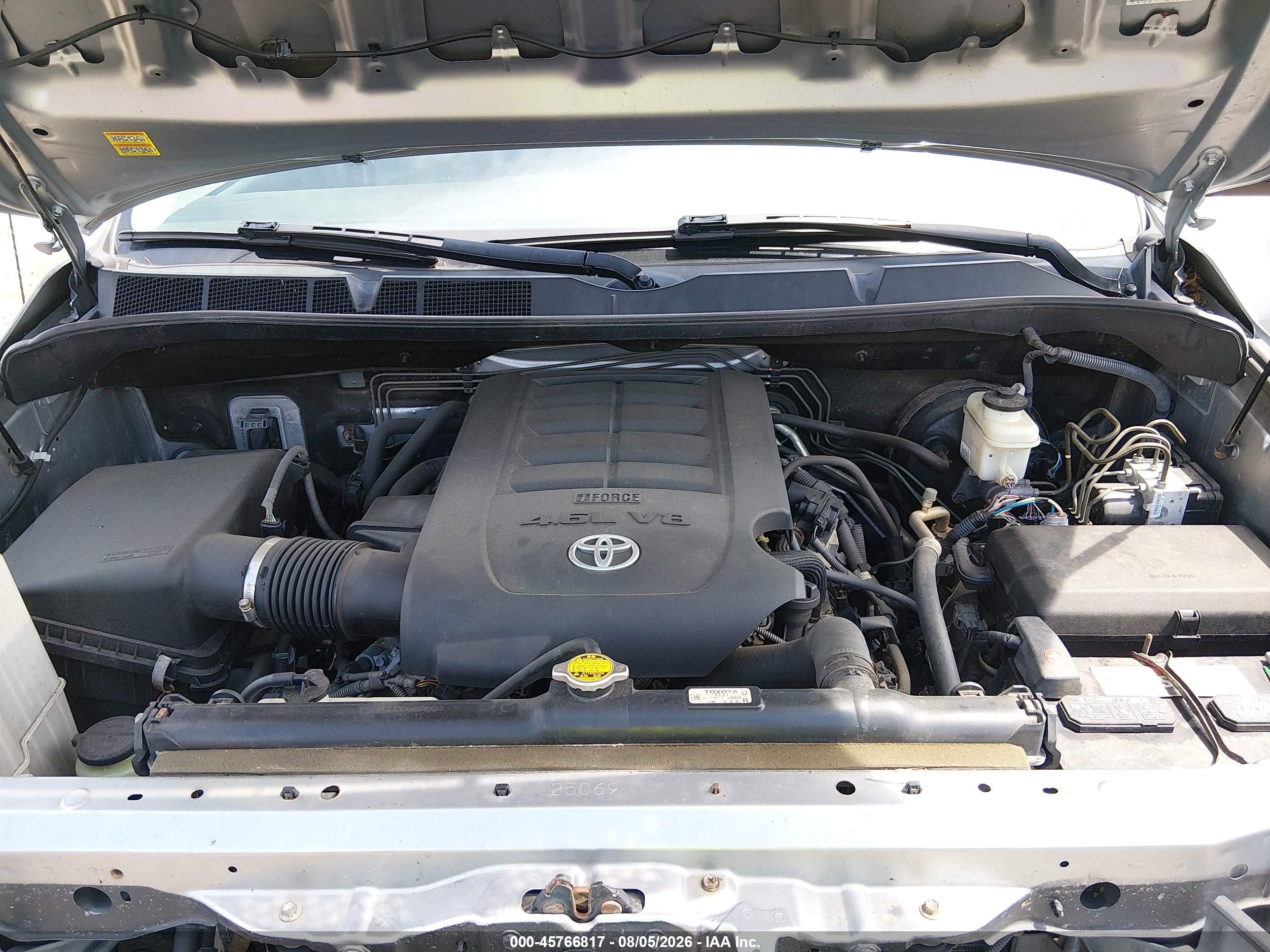 2011 Toyota Tundra Grade 4.6l V8 Silver vin: 5TFUM5F13BX020398