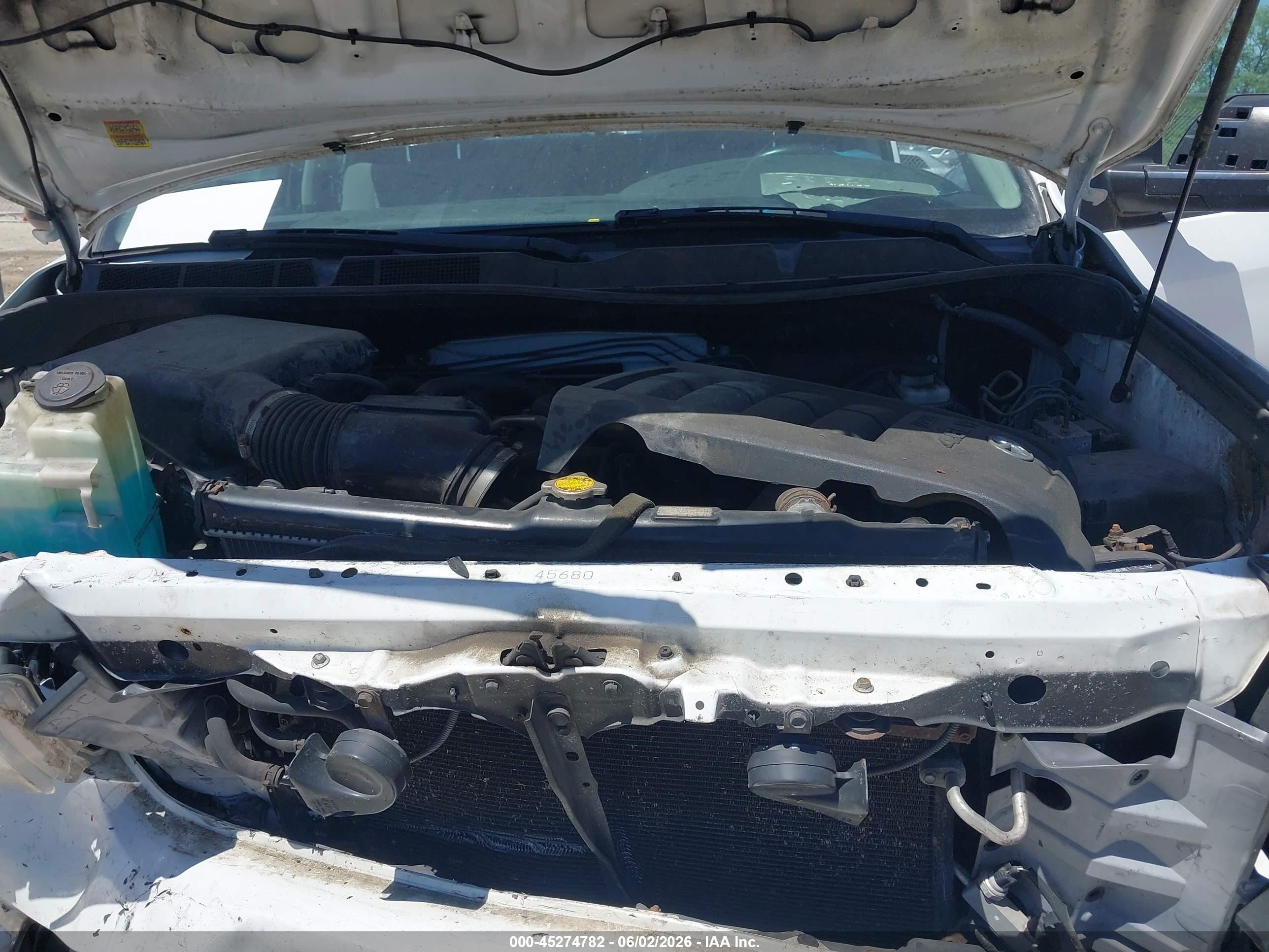 2011 Toyota Tundra Grade 4.6l V8 Белый vin: 5TFUM5F13BX021891