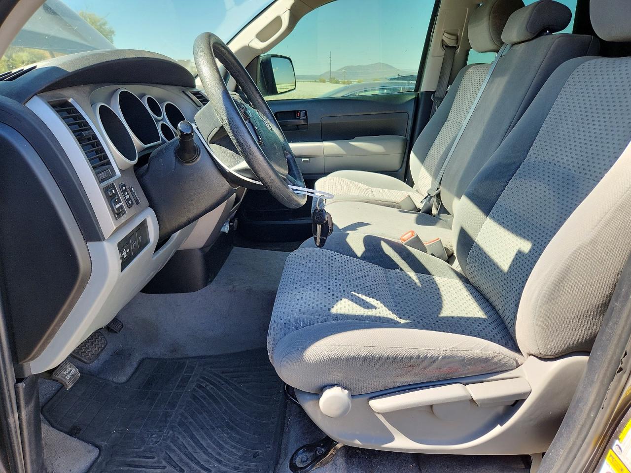 2011 Toyota Tundra Double Cab Sr5 Угольный vin: 5TFUM5F13BX027075
