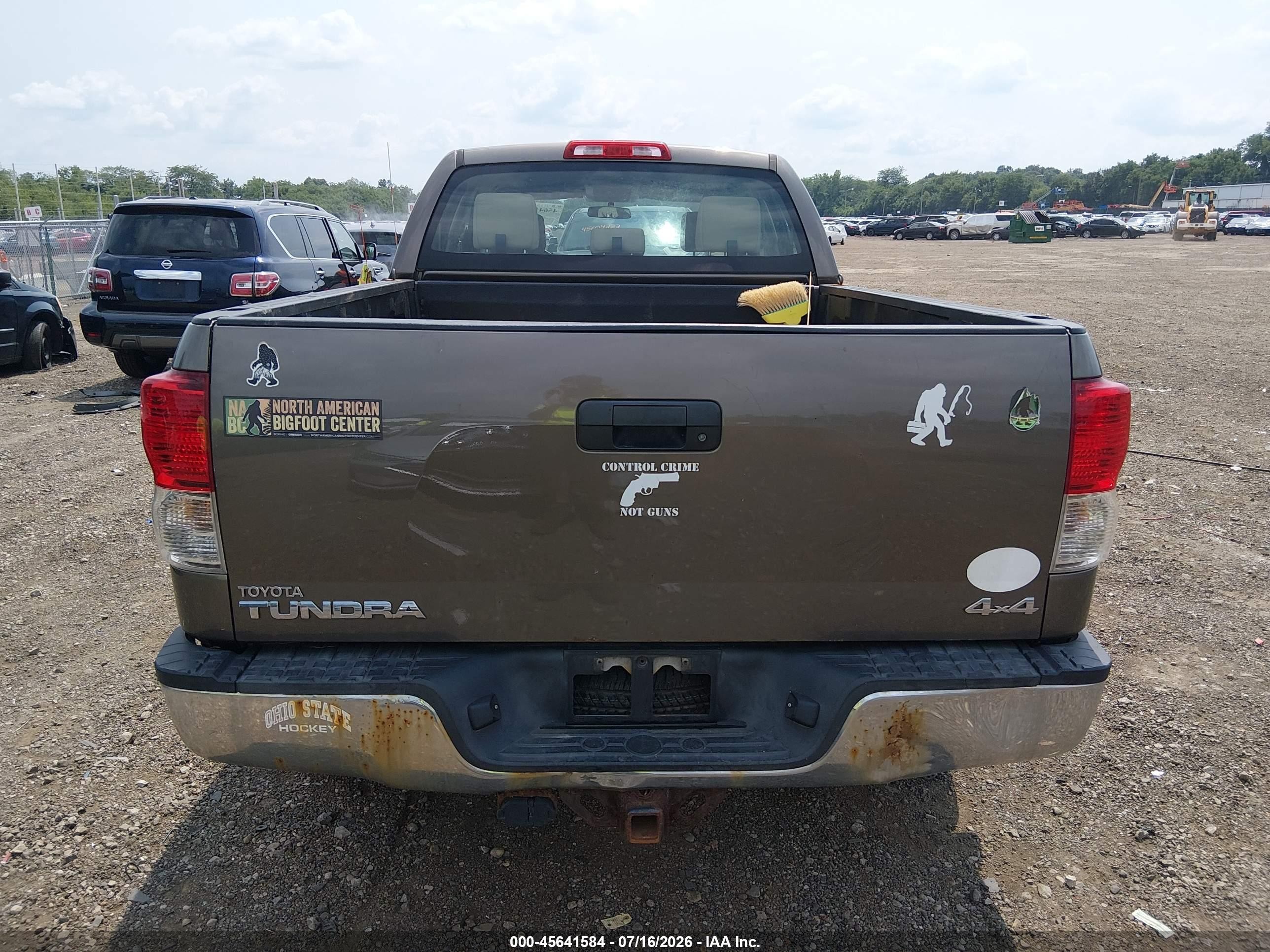 2012 Toyota Tundra Grade 4.6l V8 Brown vin: 5TFUM5F13CX032519
