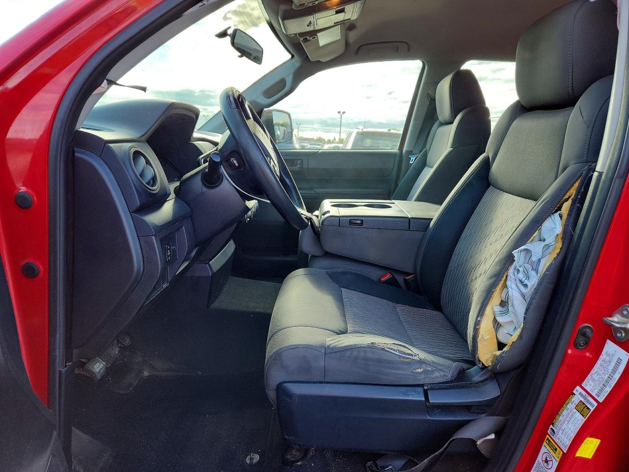 2014 Toyota Tundra Sr Red vin: 5TFUM5F13EX055818