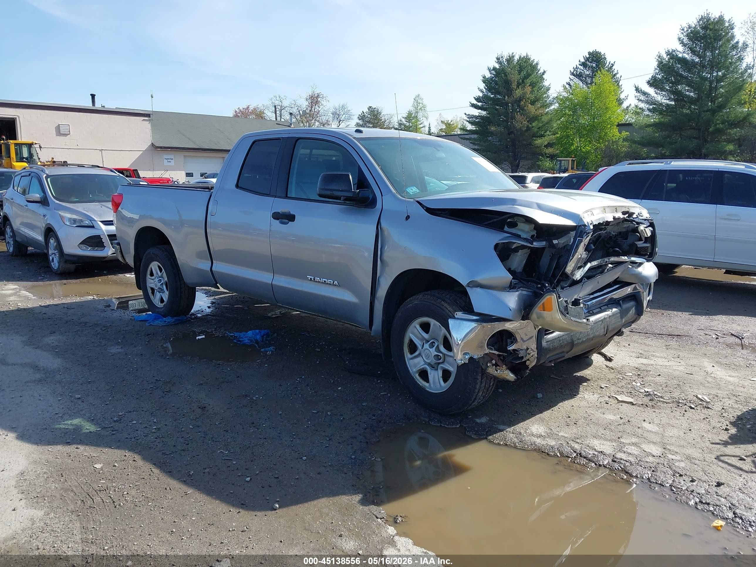 2010 Toyota Tundra Grade 4.6l V8 Silver vin: 5TFUM5F14AX011854