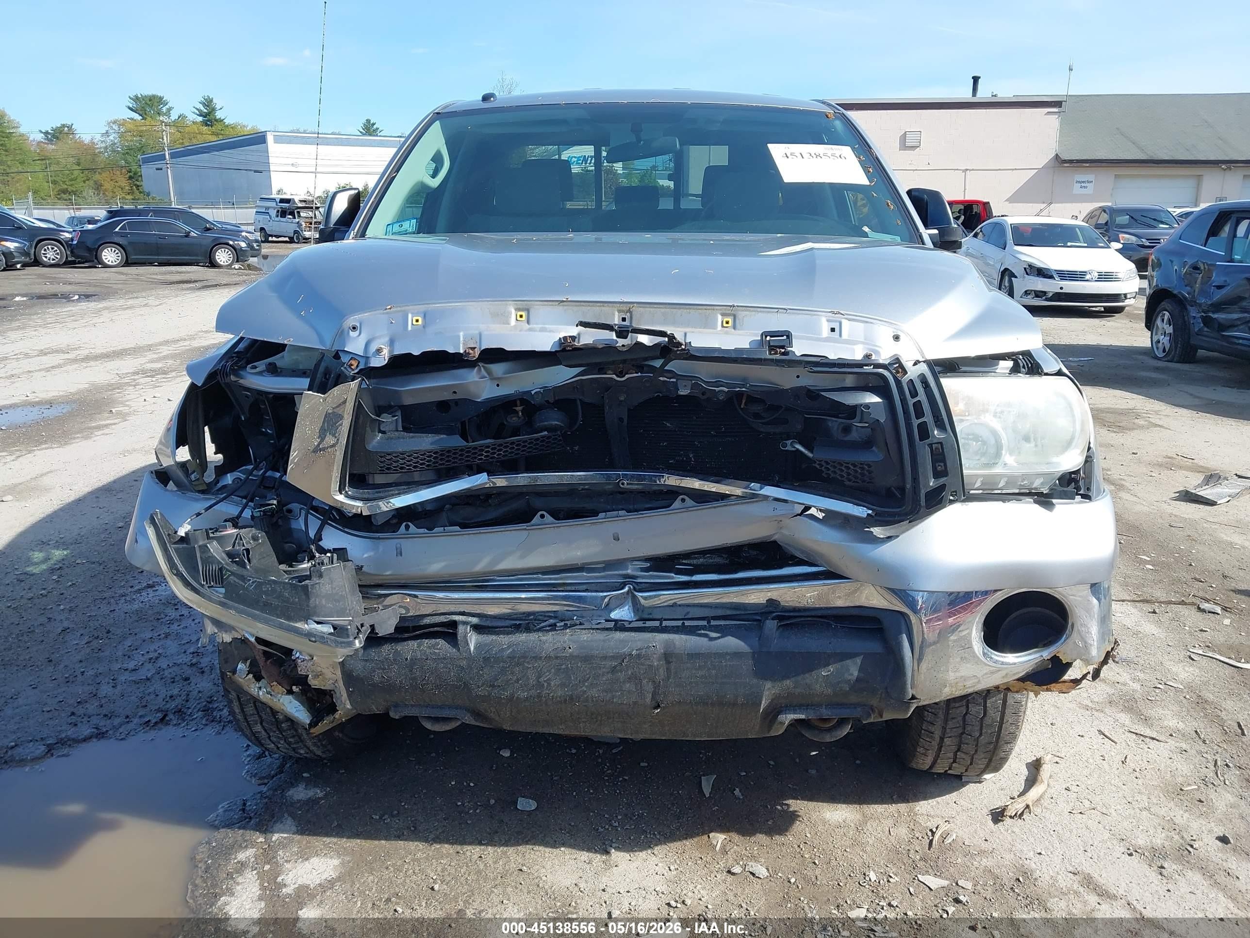 2010 Toyota Tundra Grade 4.6l V8 Silver vin: 5TFUM5F14AX011854