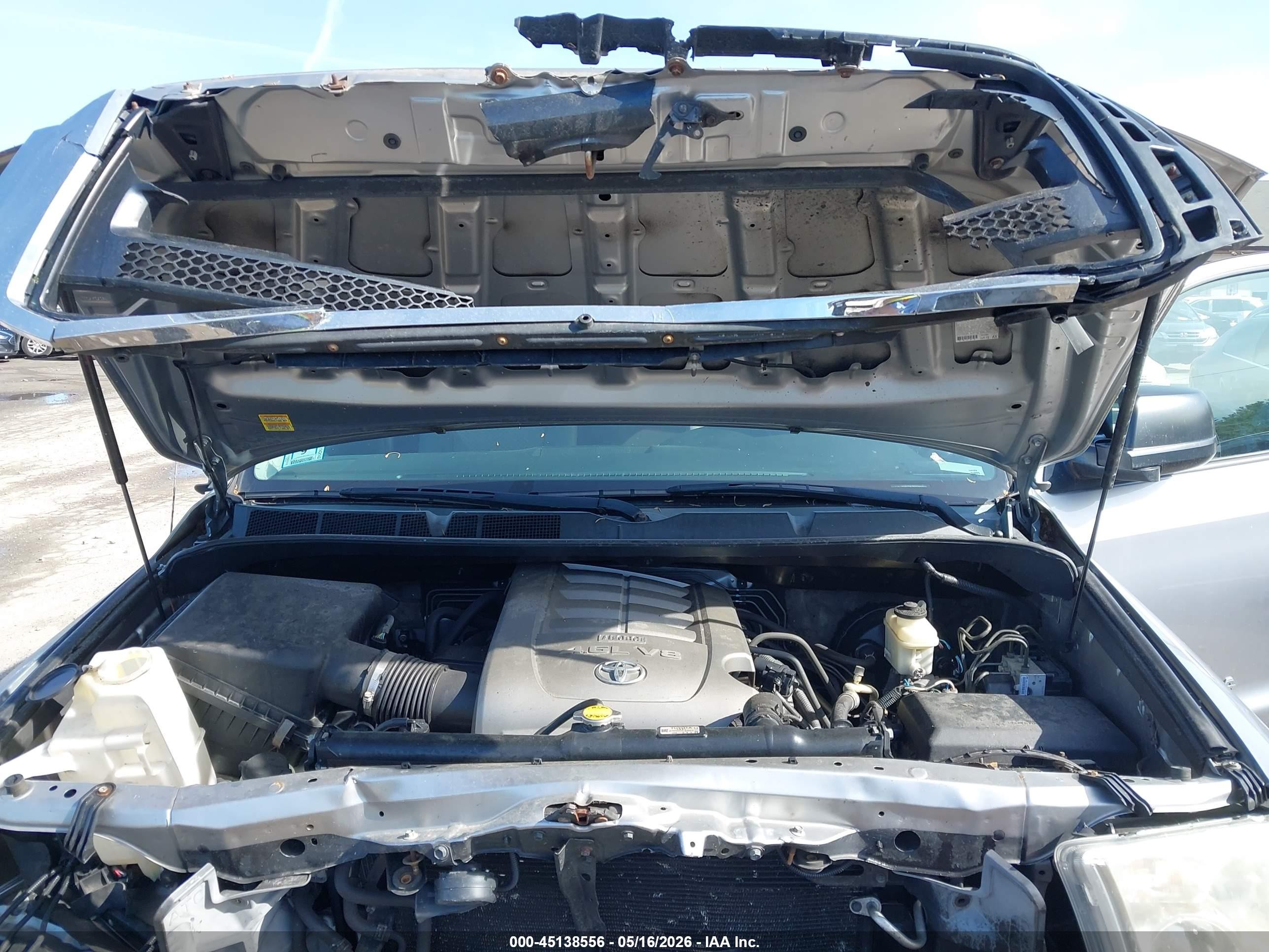 2010 Toyota Tundra Grade 4.6l V8 Silver vin: 5TFUM5F14AX011854