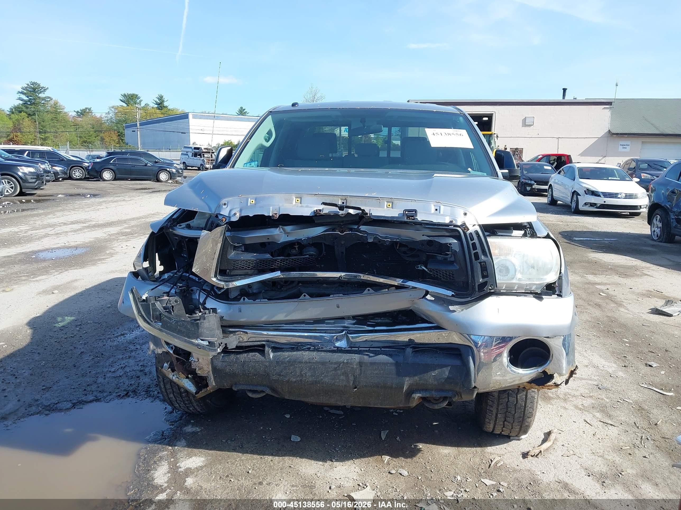 2010 Toyota Tundra Grade 4.6l V8 Silver vin: 5TFUM5F14AX011854