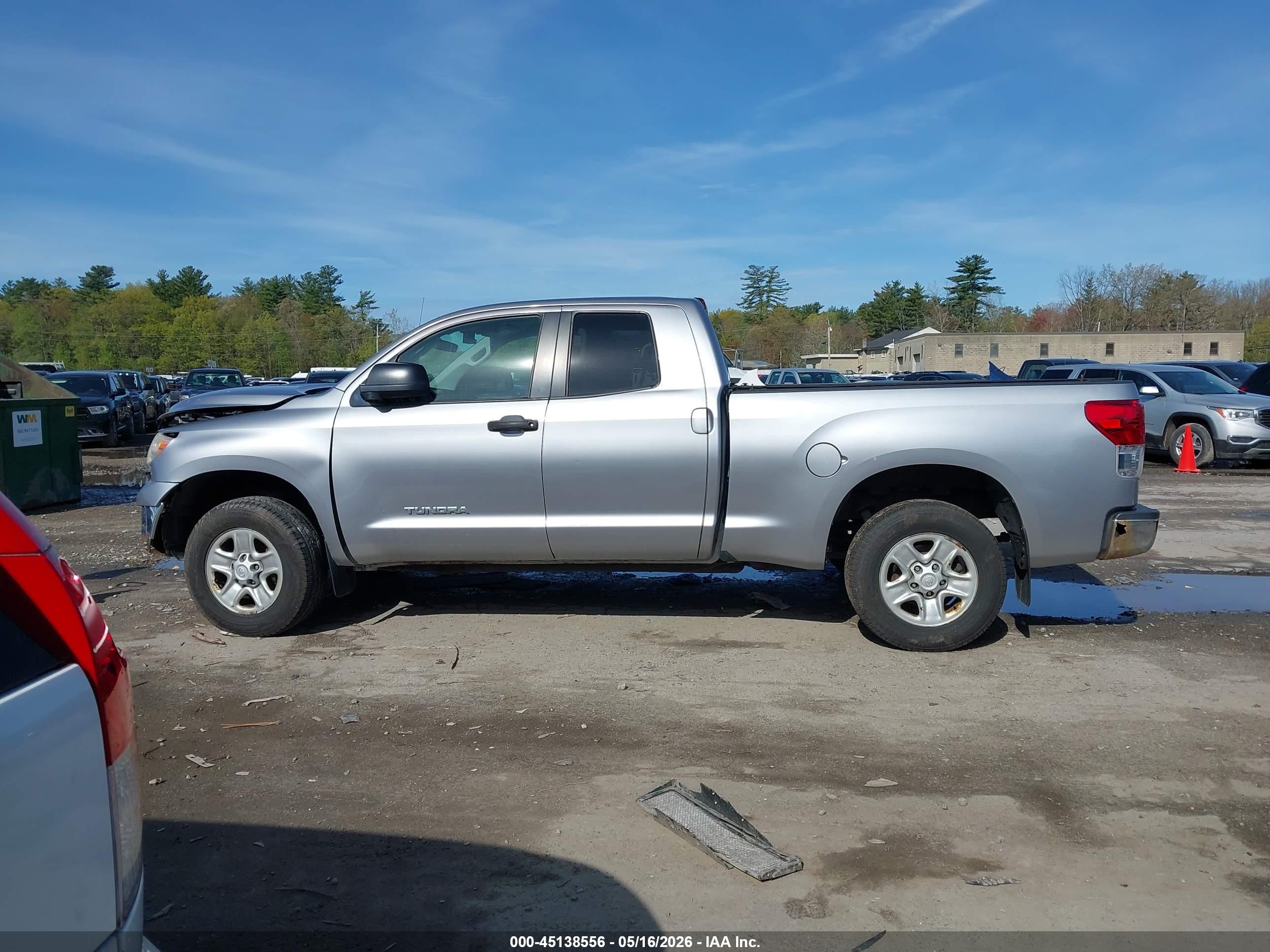 2010 Toyota Tundra Grade 4.6l V8 Silver vin: 5TFUM5F14AX011854