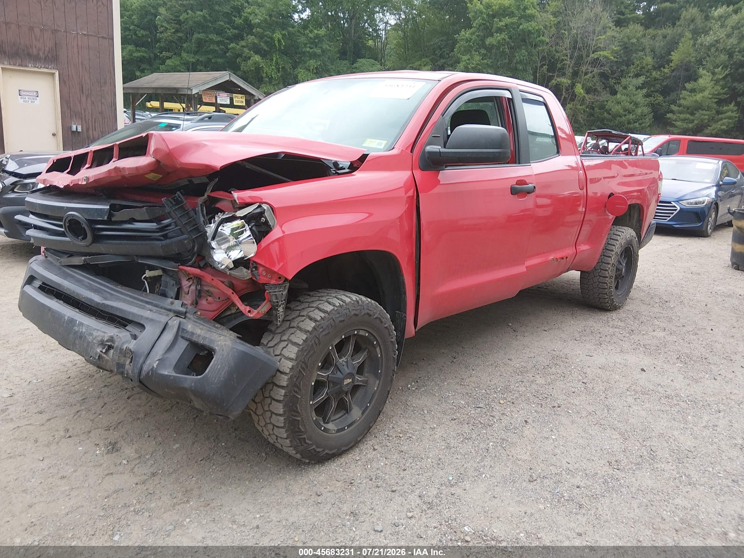 2014 Toyota Tundra Sr 4.6l V8 Красный vin: 5TFUM5F14EX055116