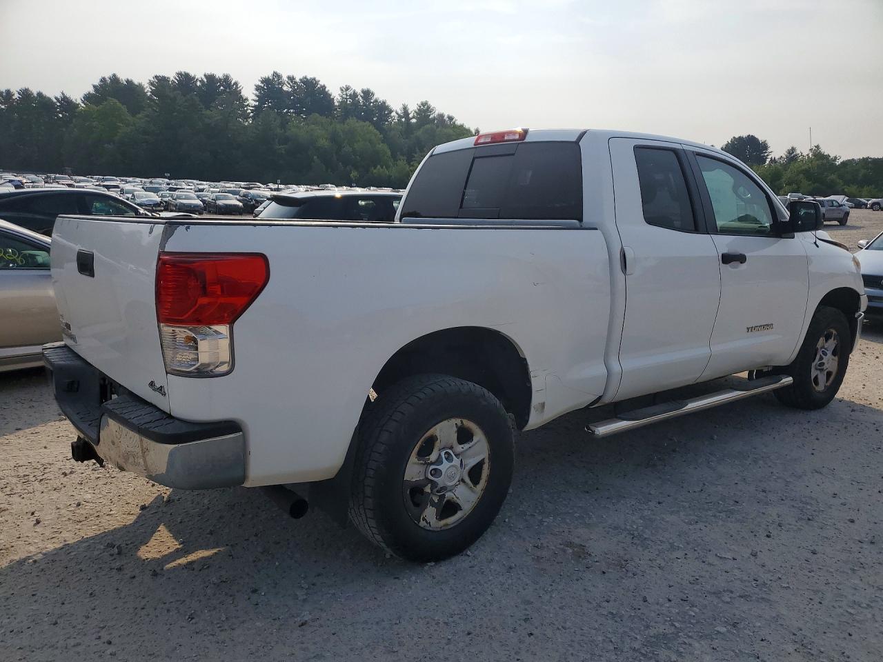 2012 Toyota Tundra Double Cab Sr5 White vin: 5TFUM5F15CX033543