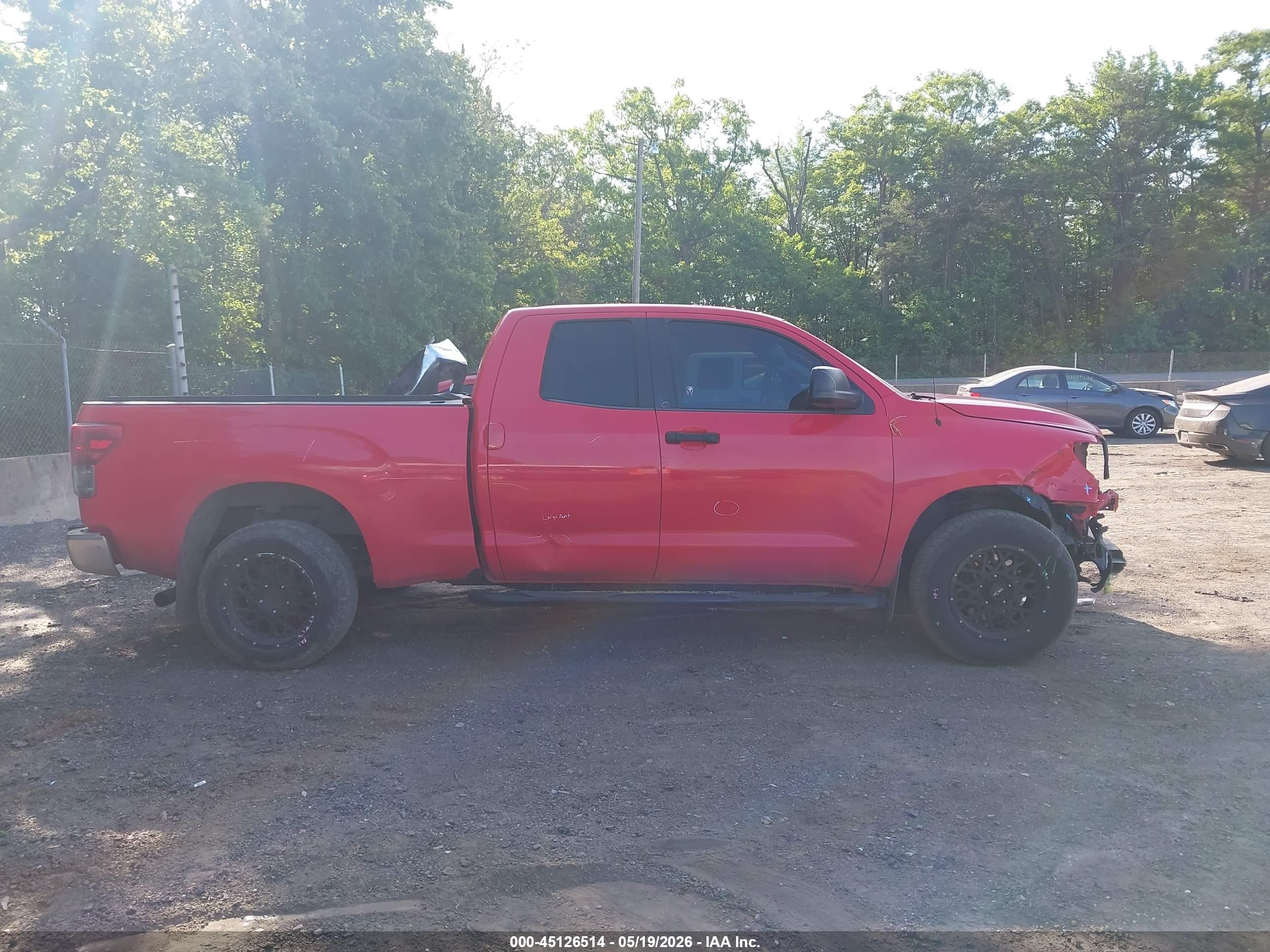 2012 Toyota Tundra Grade 4.6l V8 Red vin: 5TFUM5F15CX038824